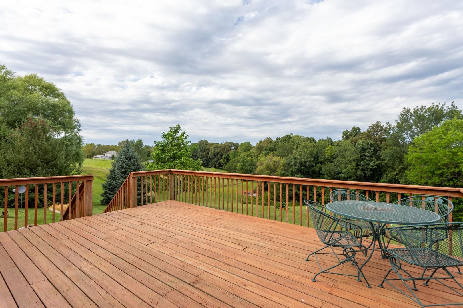 8498 Whispering Bluffs Lane