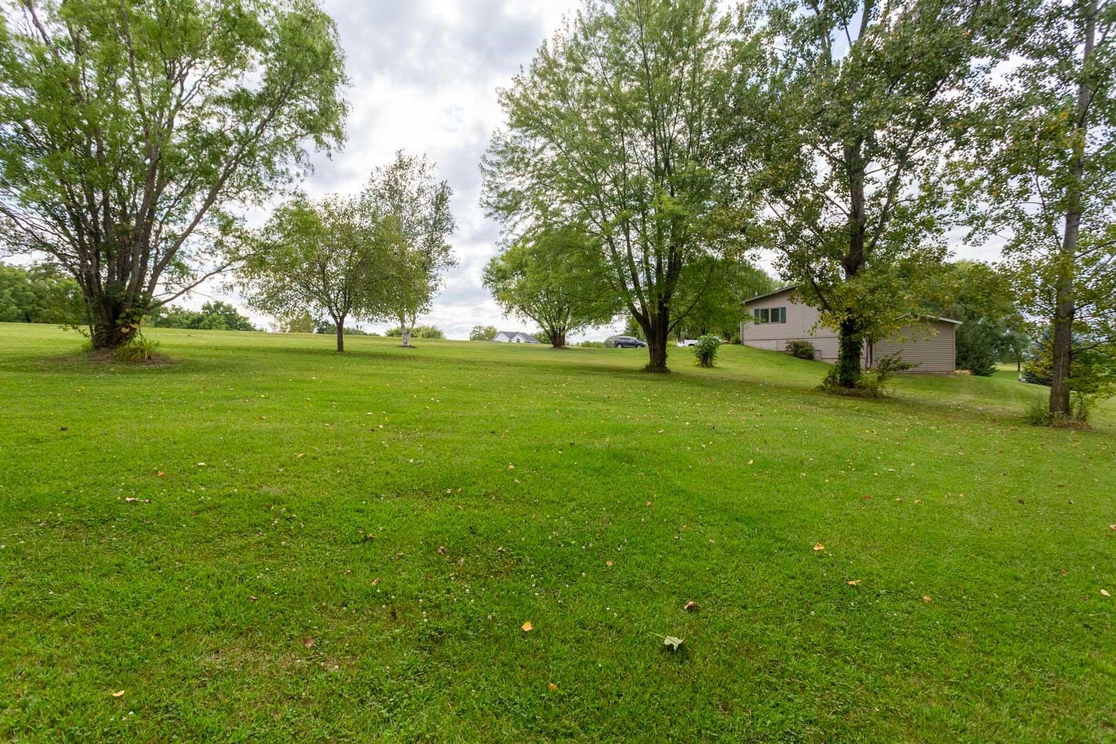8498 Whispering Bluffs Lane