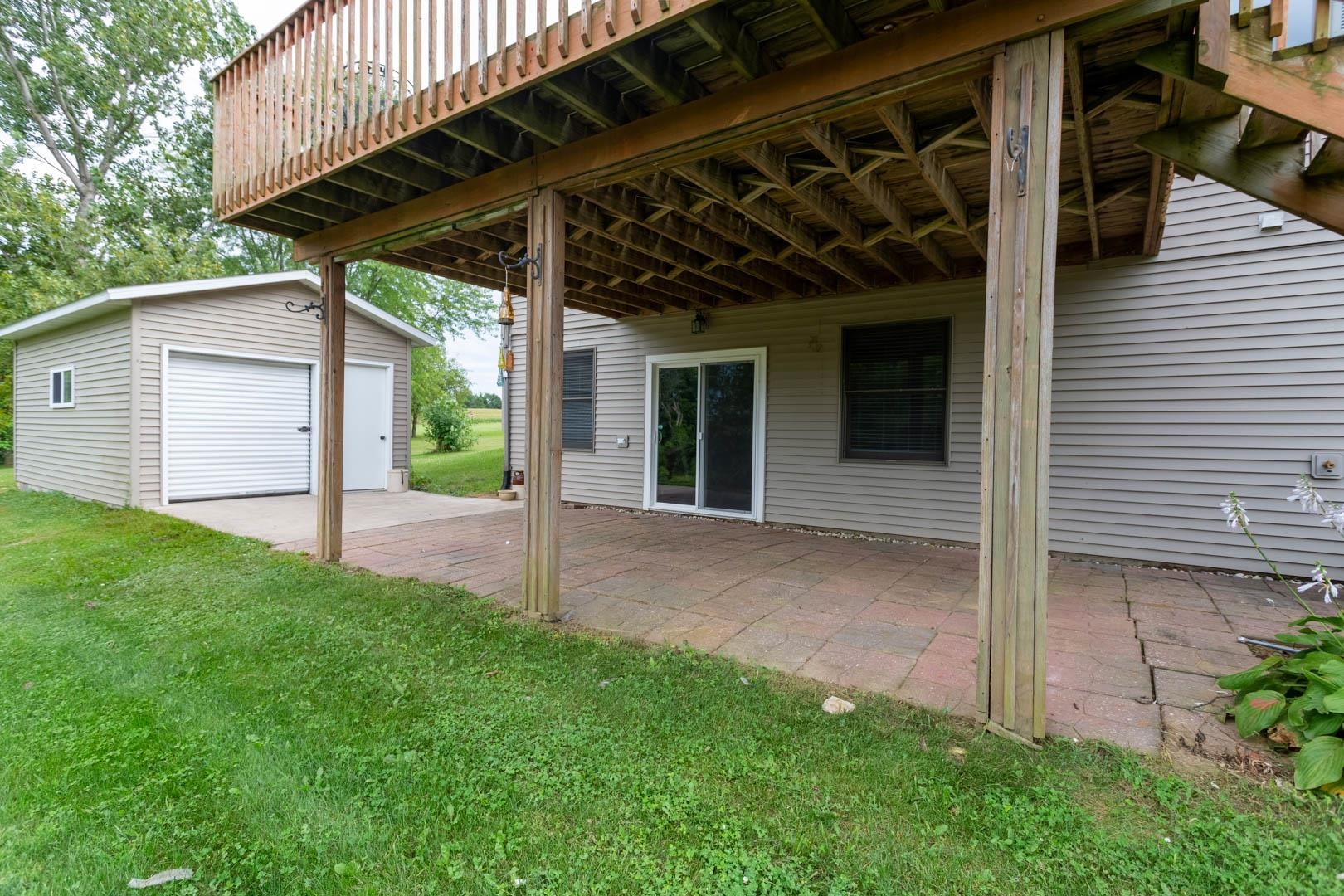 8498 Whispering Bluffs Lane