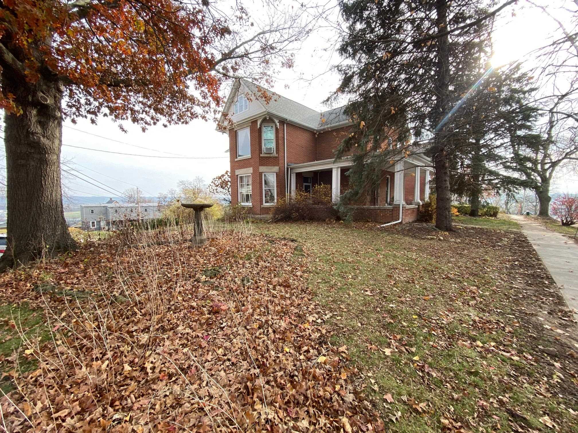 1886 N. Main Street