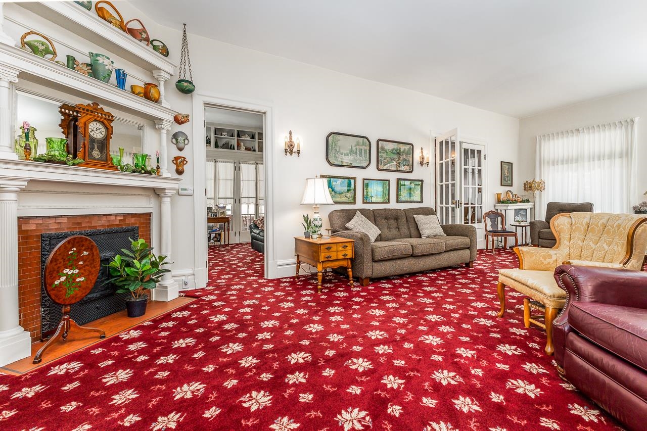 971 W 3rd Street