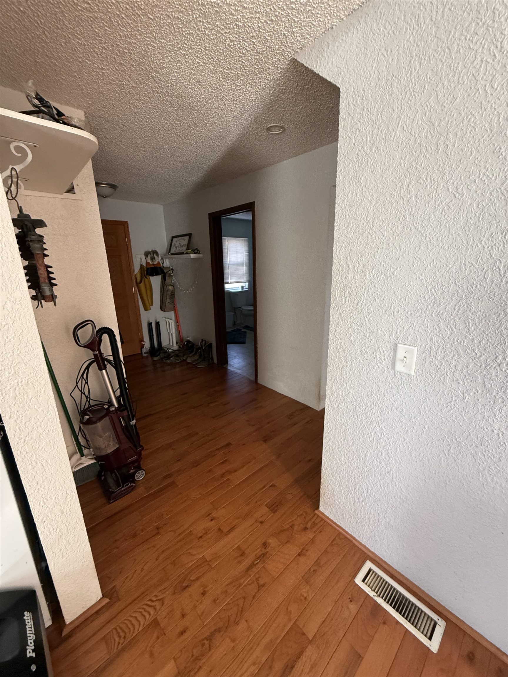 17479 Lariat Road