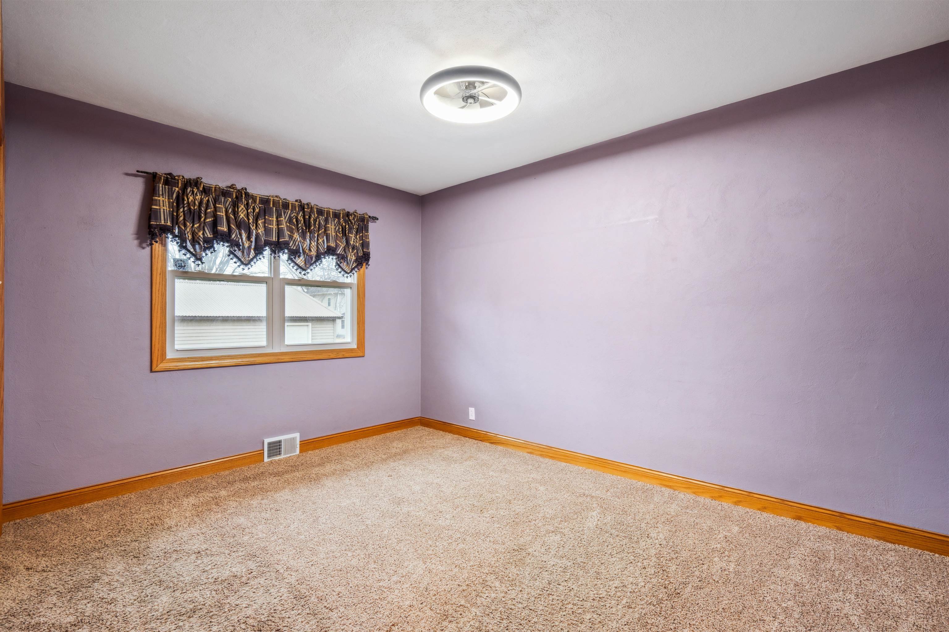 212 3rd Ave SW