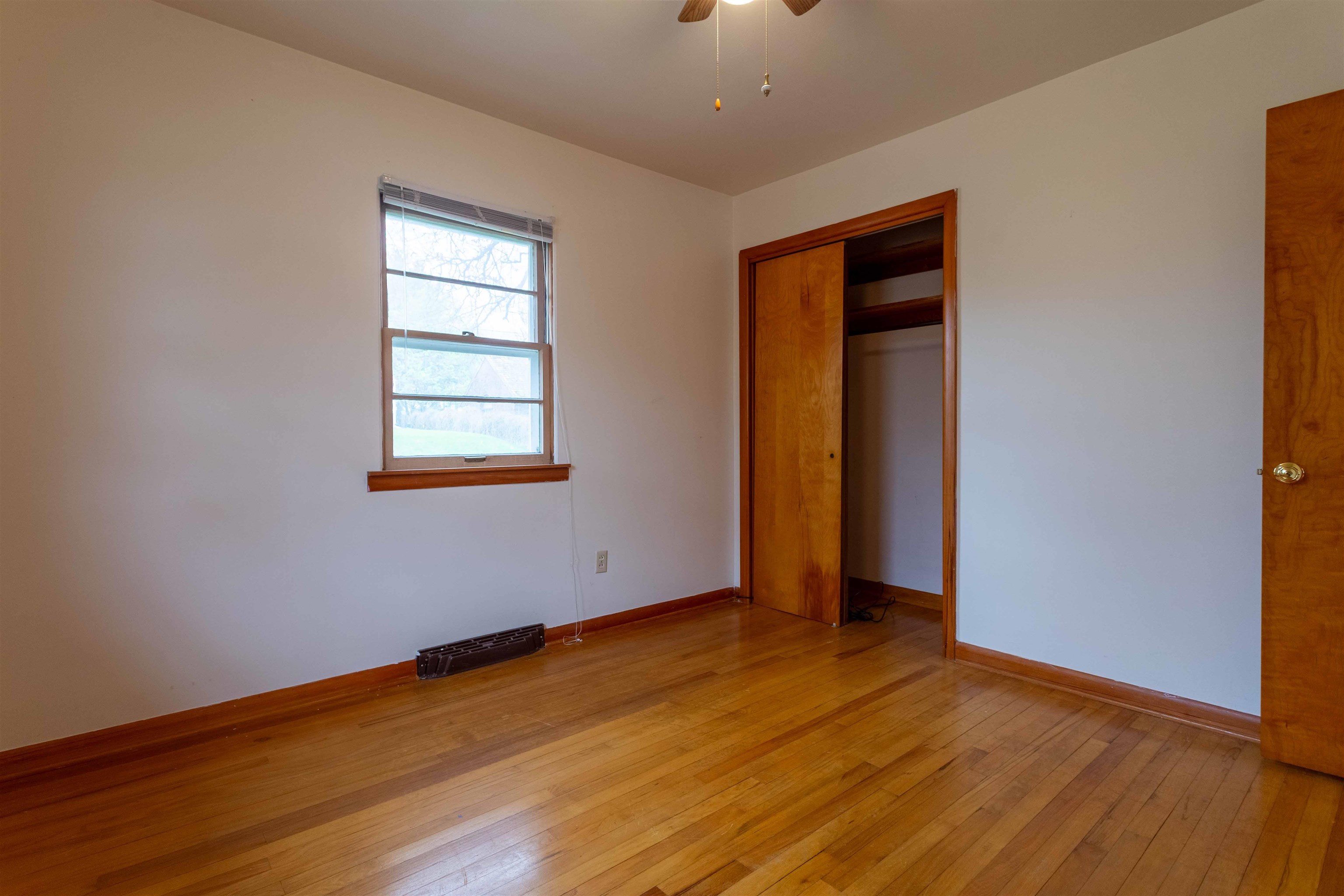 1319 1st Avenue Unit: East
