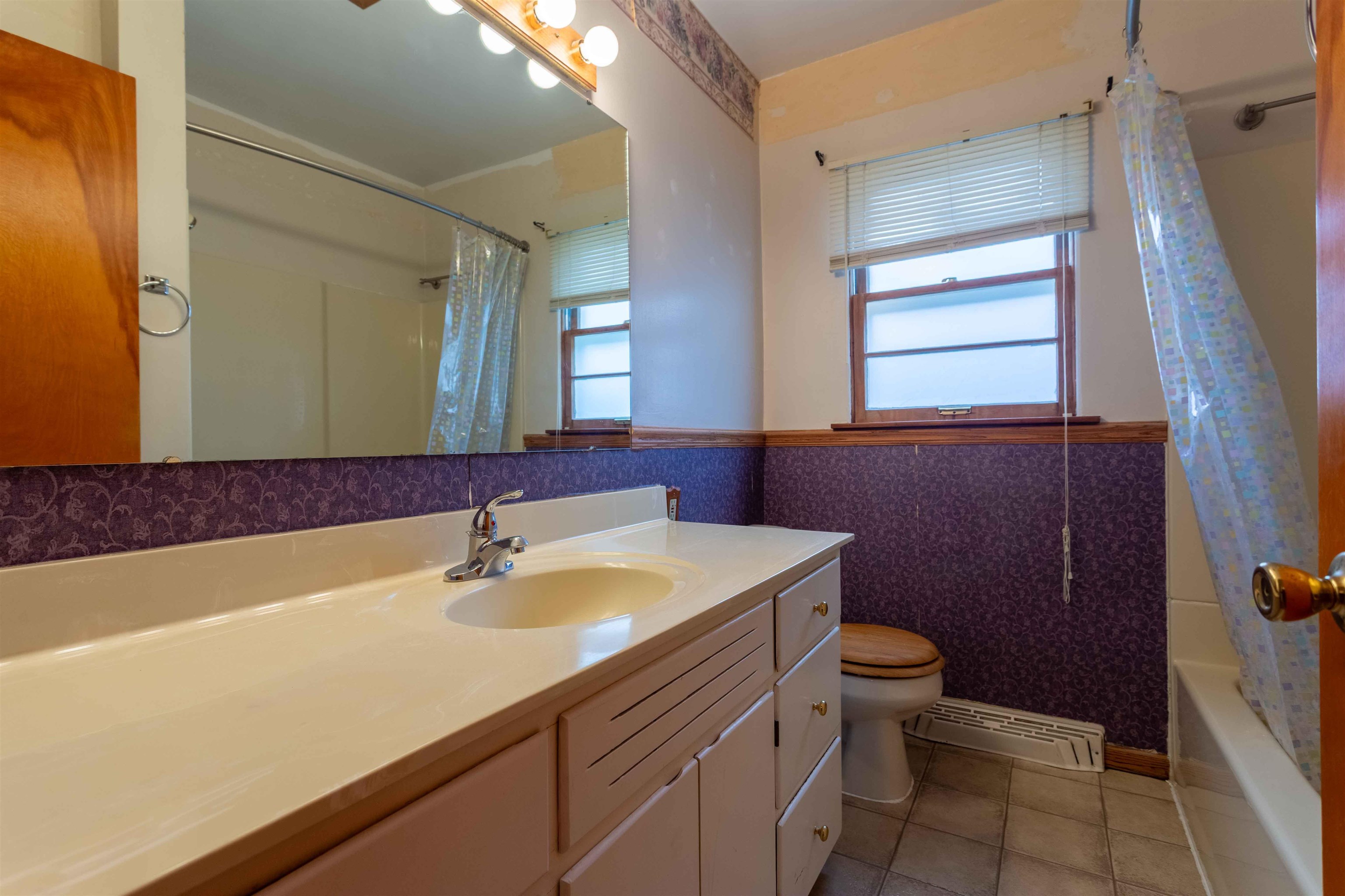 1319 1st Avenue Unit: East