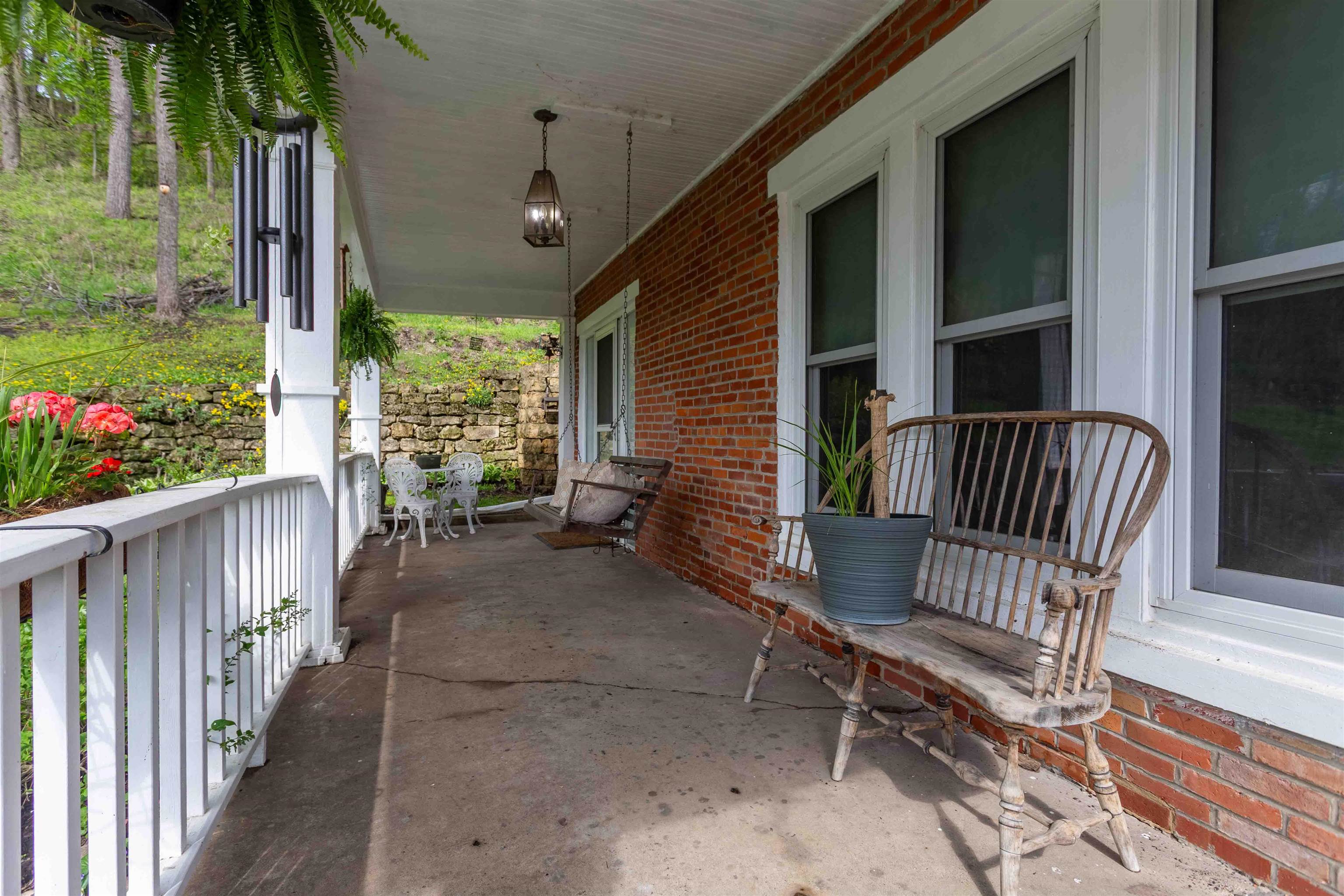 502 Dewey Avenue