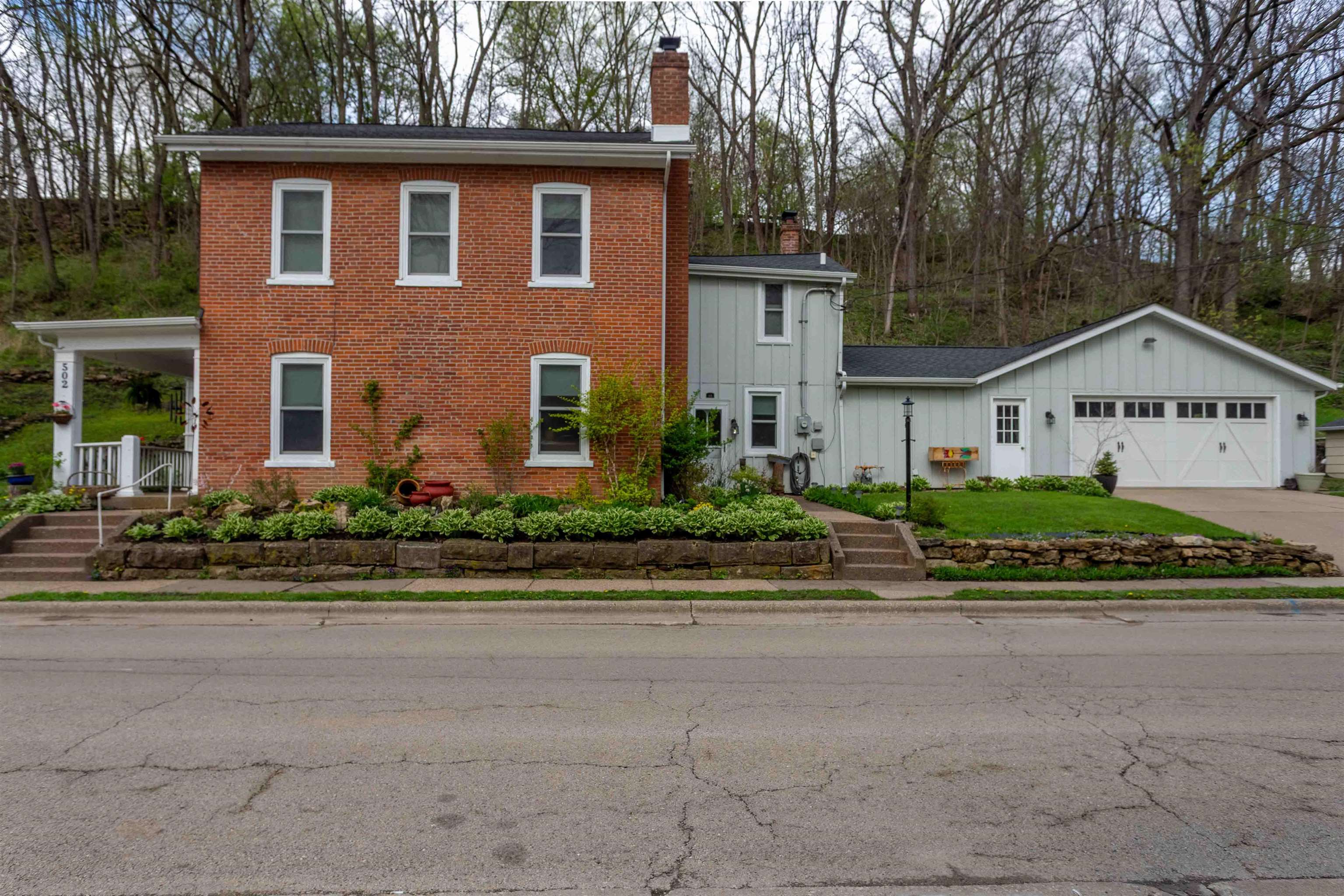 502 Dewey Avenue