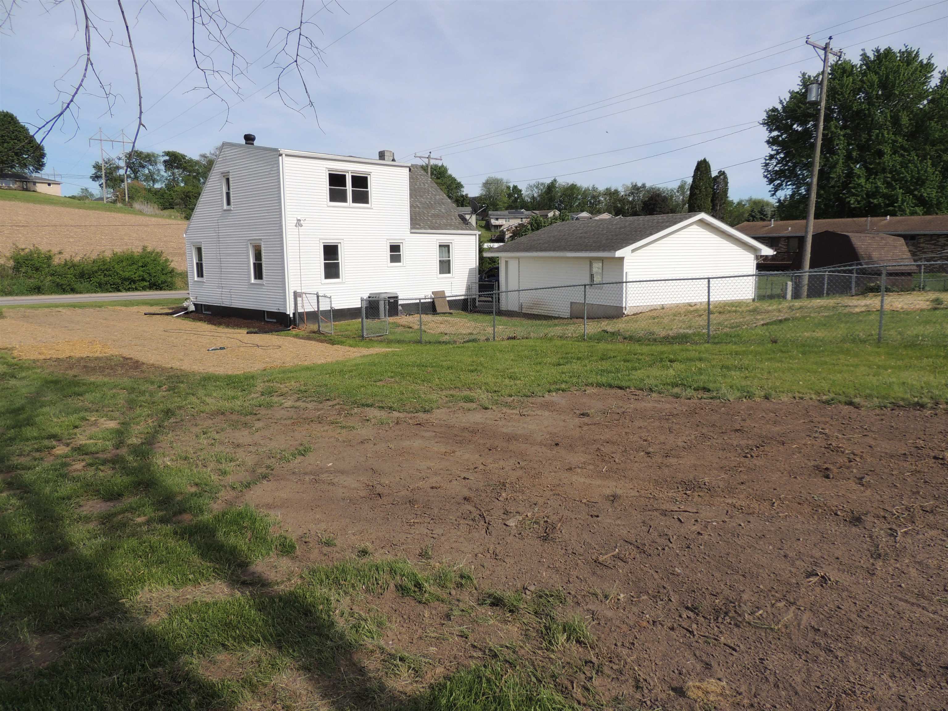4205 Peru Road