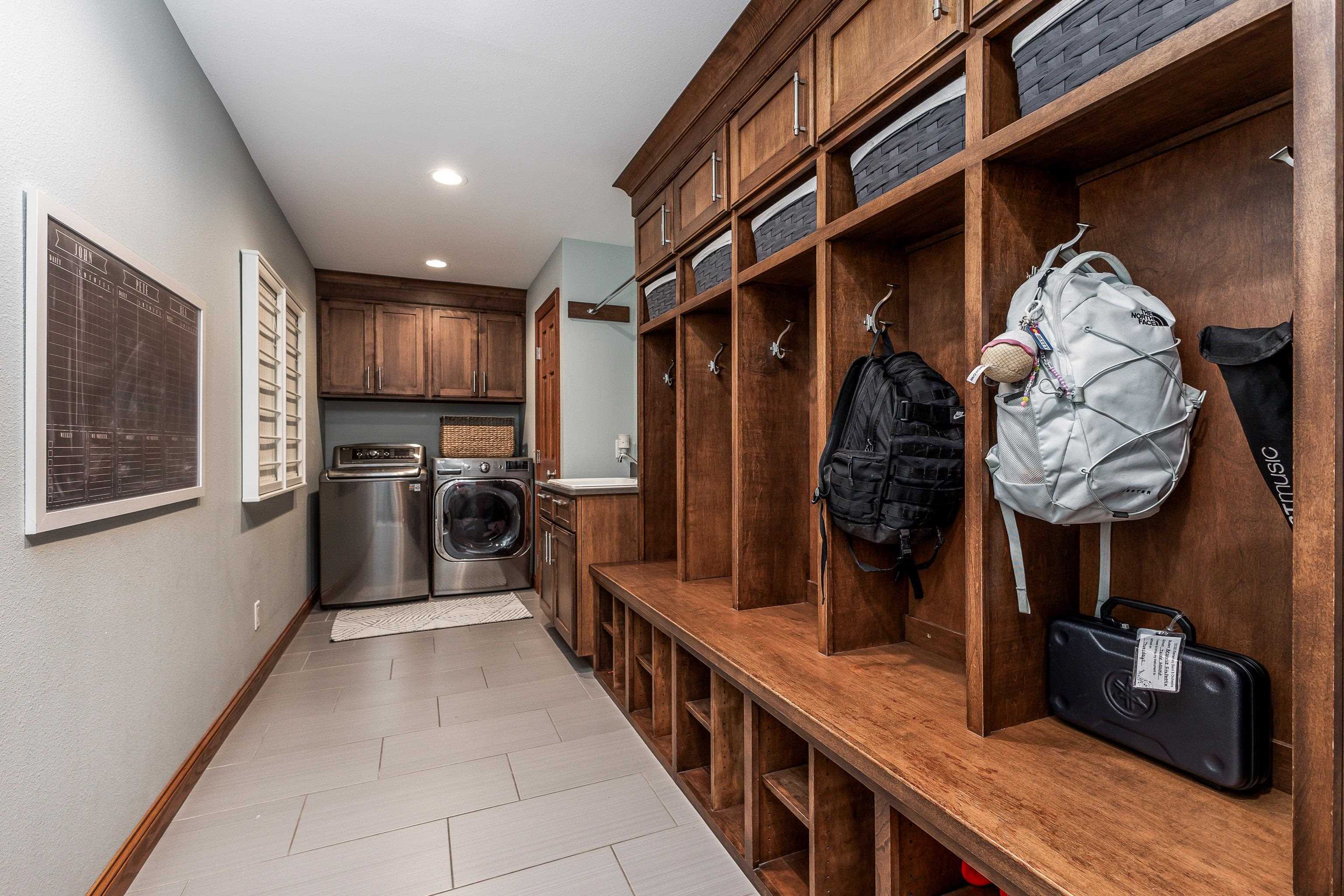 8748 Kemp Court