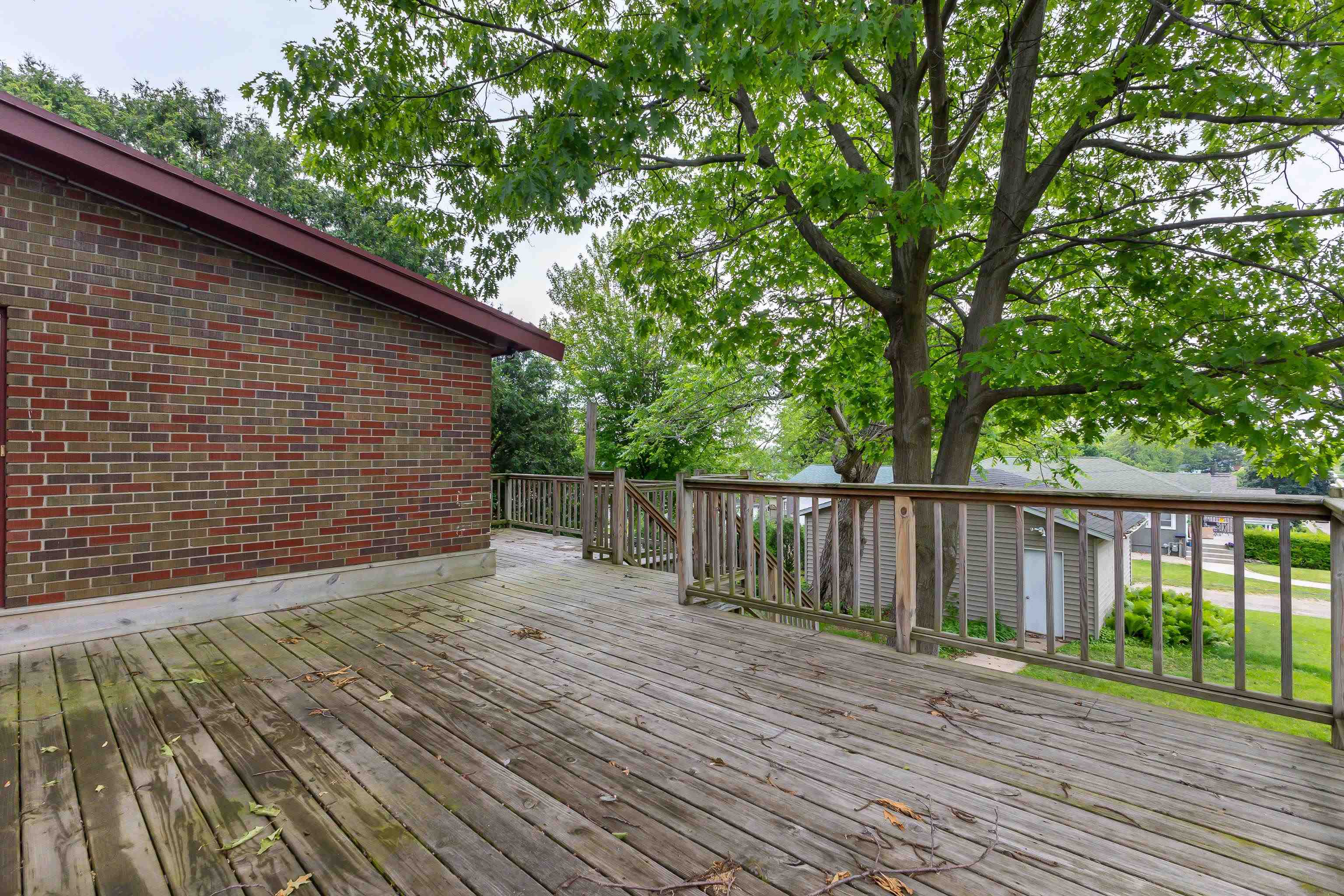 285 N Grandview Avenue