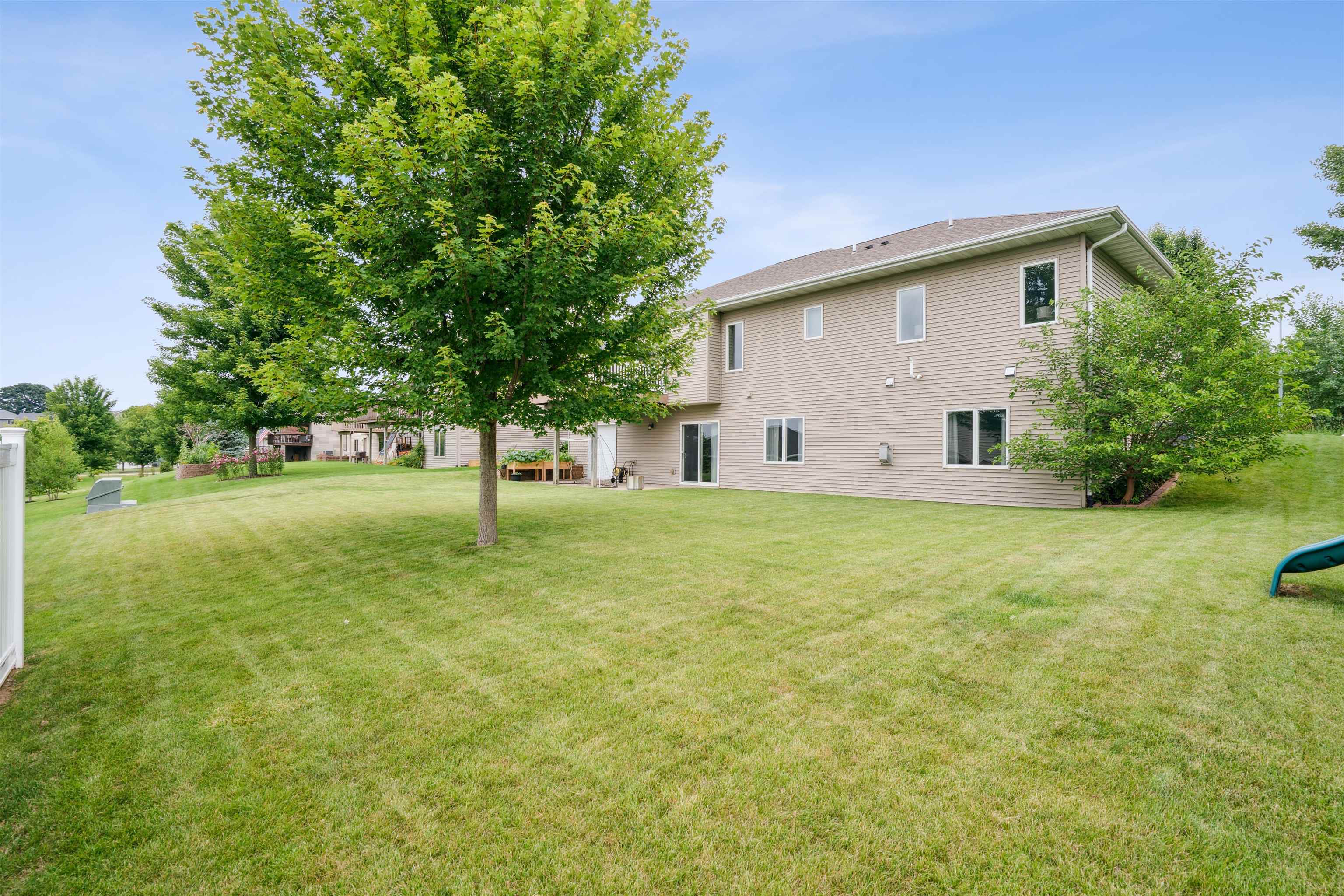 6655 Wellington Lane