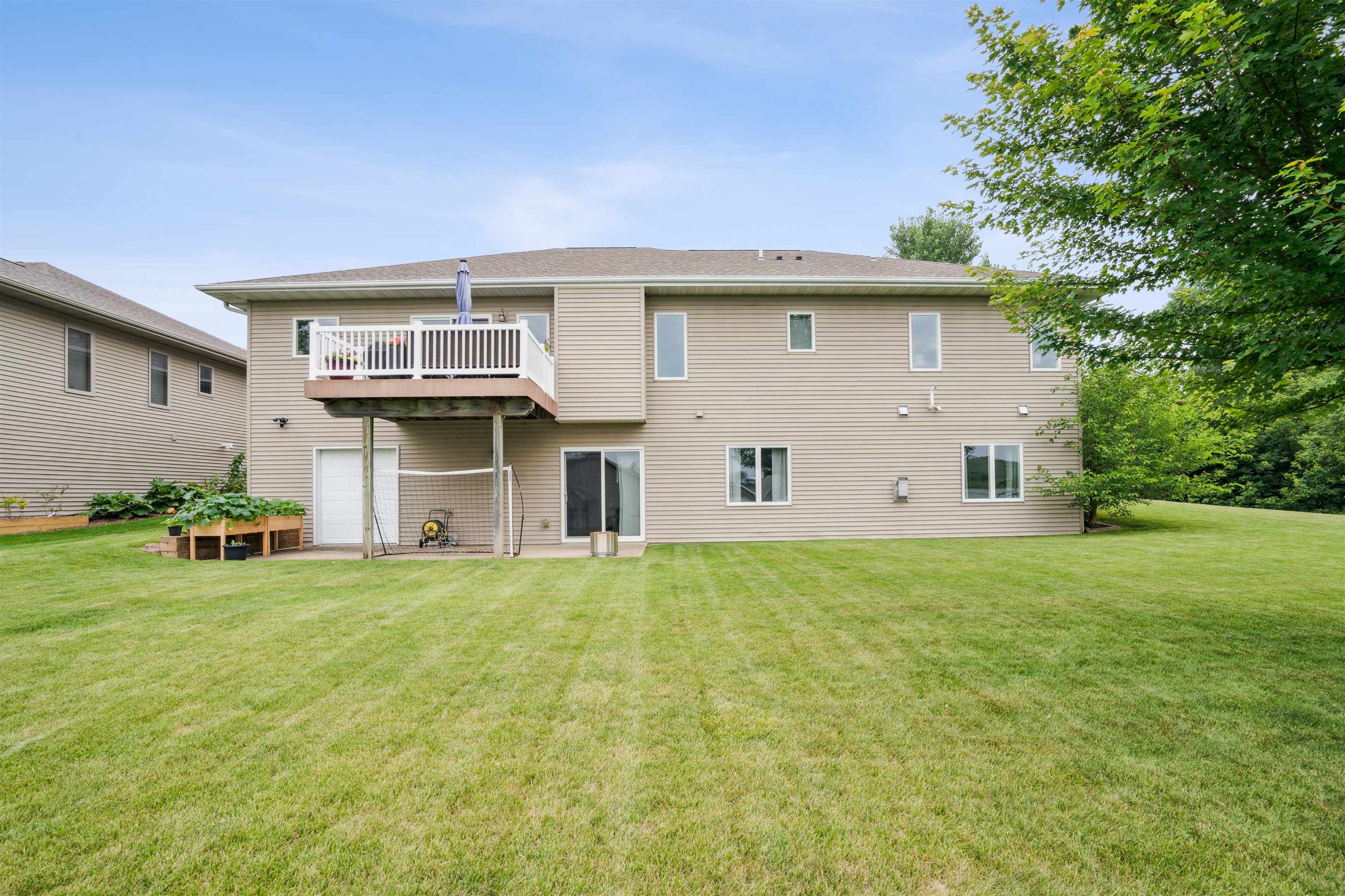 6655 Wellington Lane