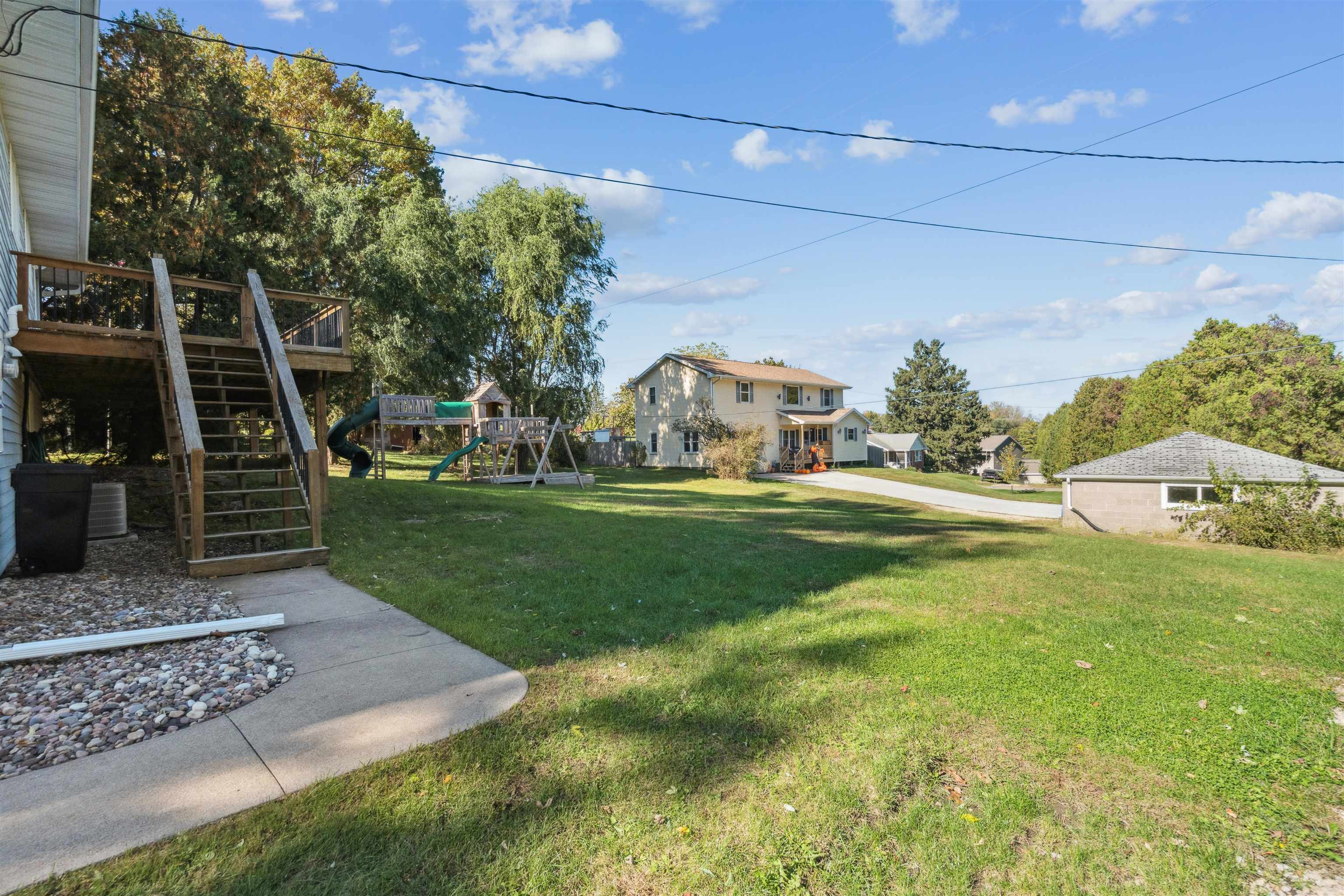 9935 Ginger Ridge