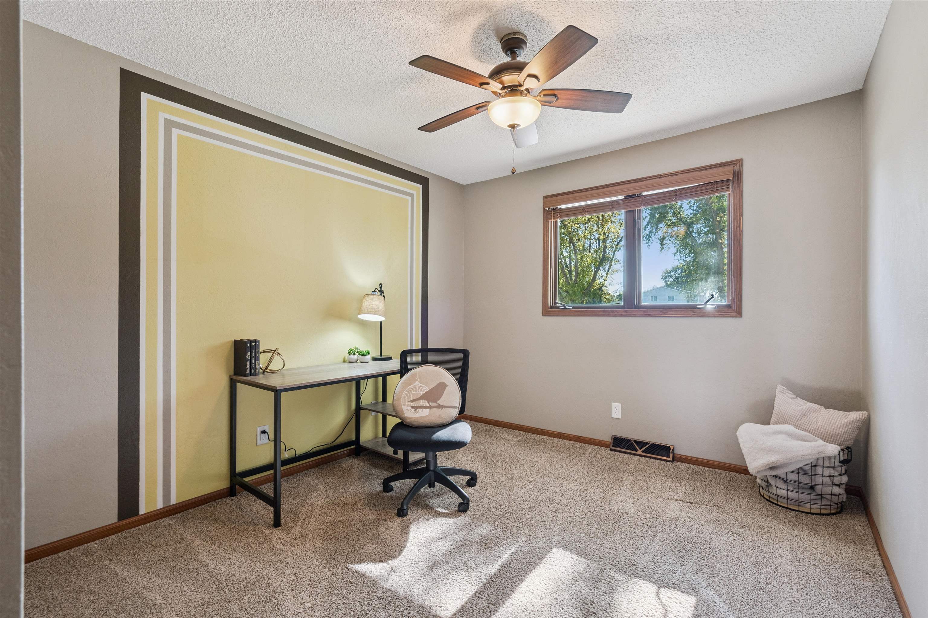 9935 Ginger Ridge