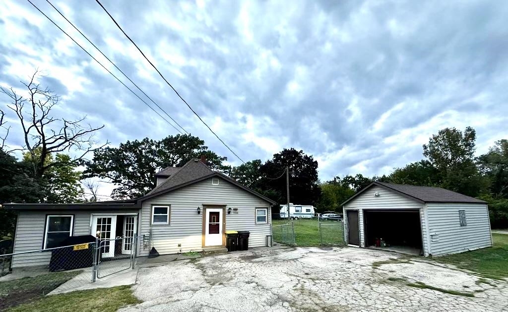 7666 Hilltop Road