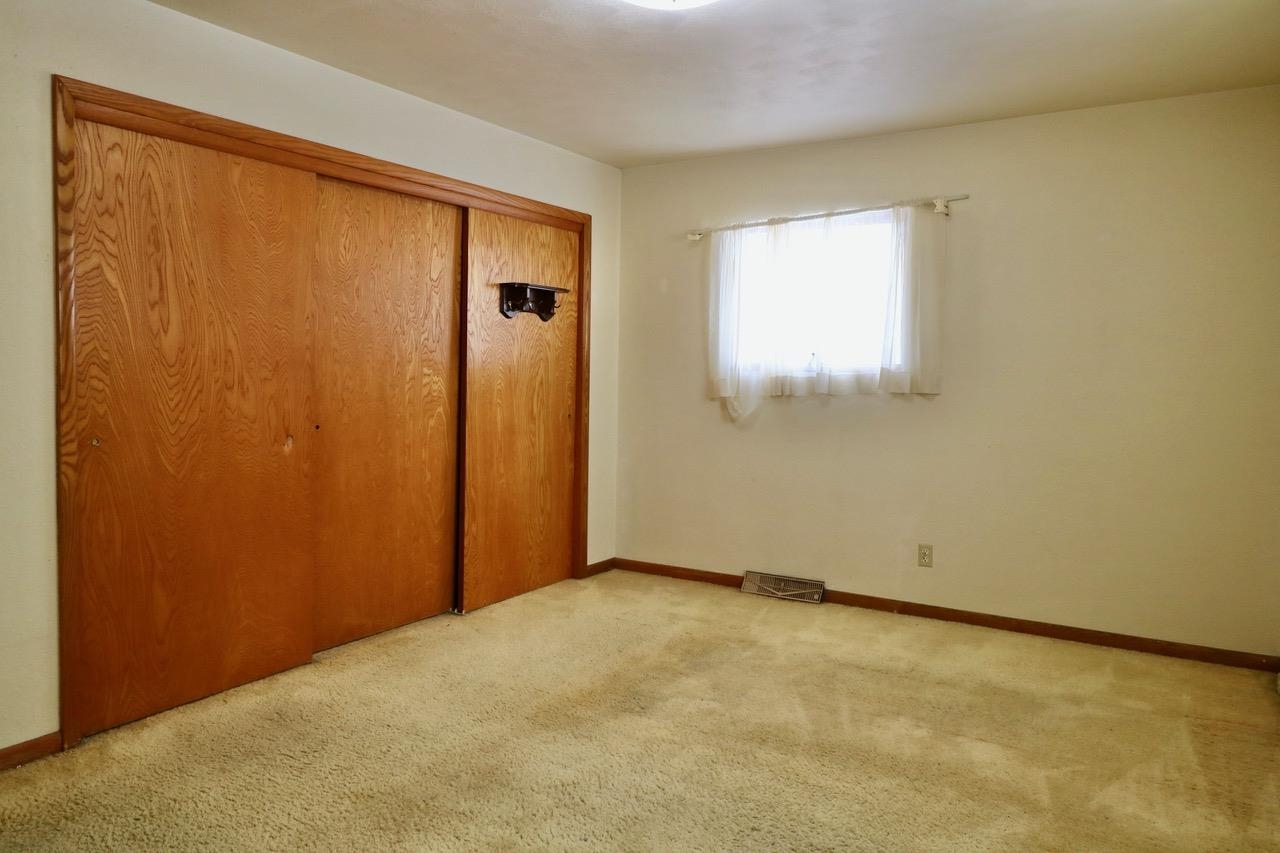 2717 Shady Lane