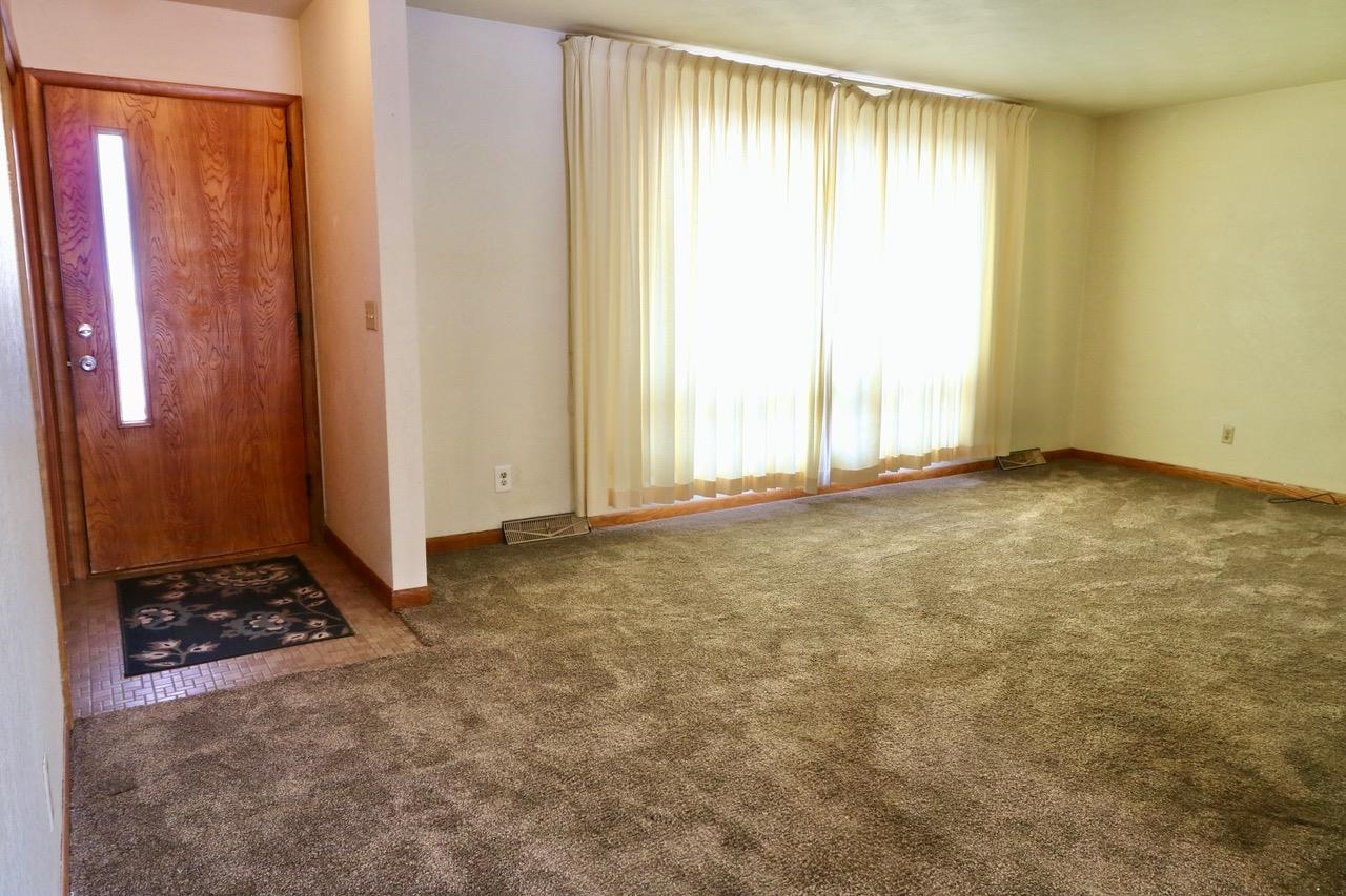 2717 Shady Lane