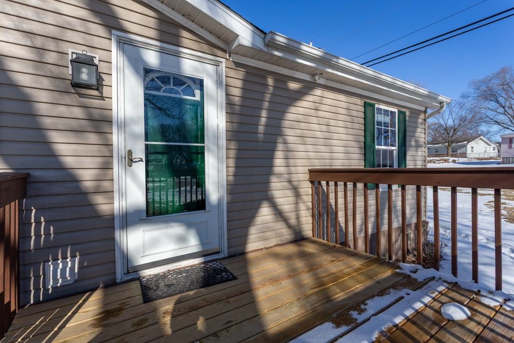 108 Smoke Signal Lane