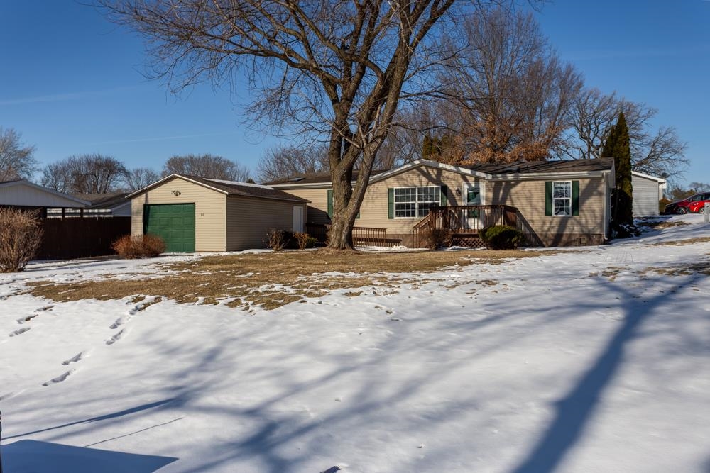 108 Smoke Signal Lane