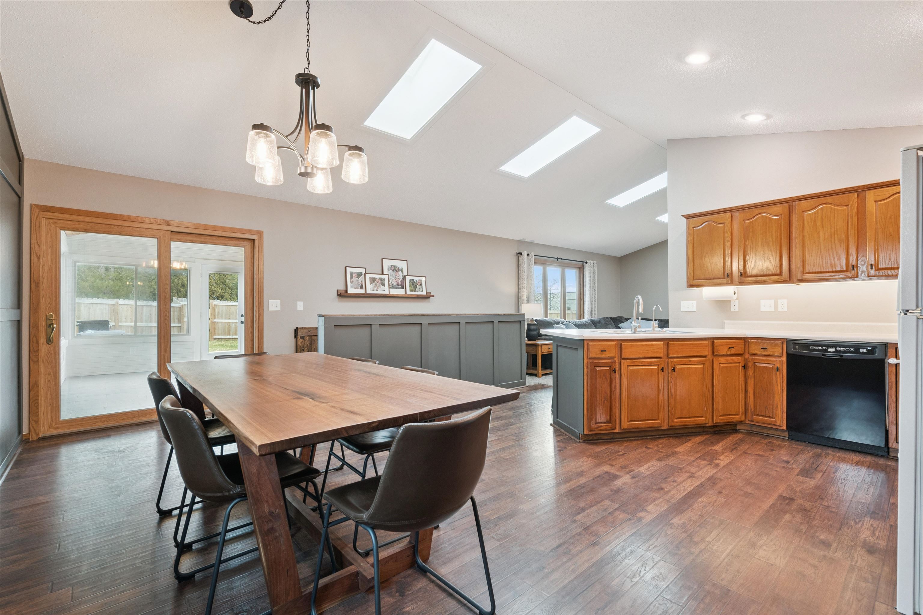 510 Maple Ridge Street