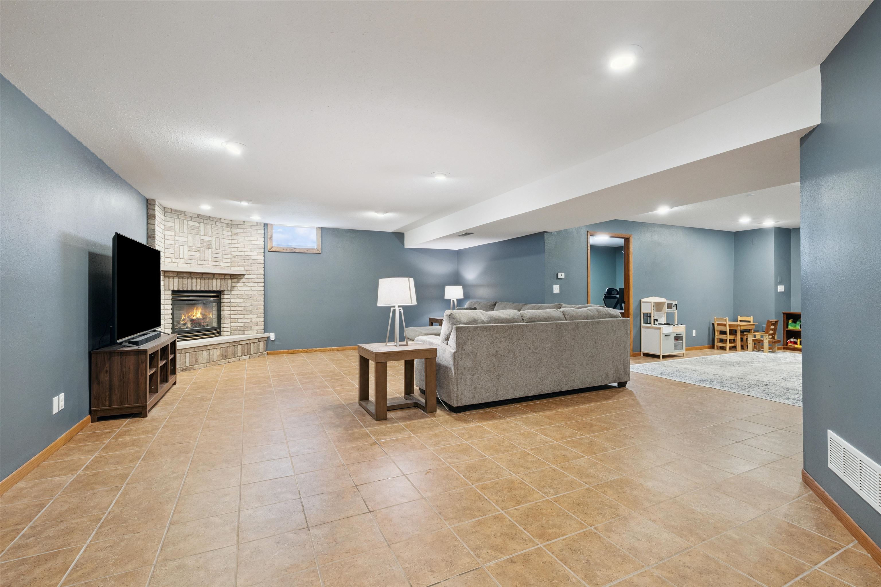 510 Maple Ridge Street