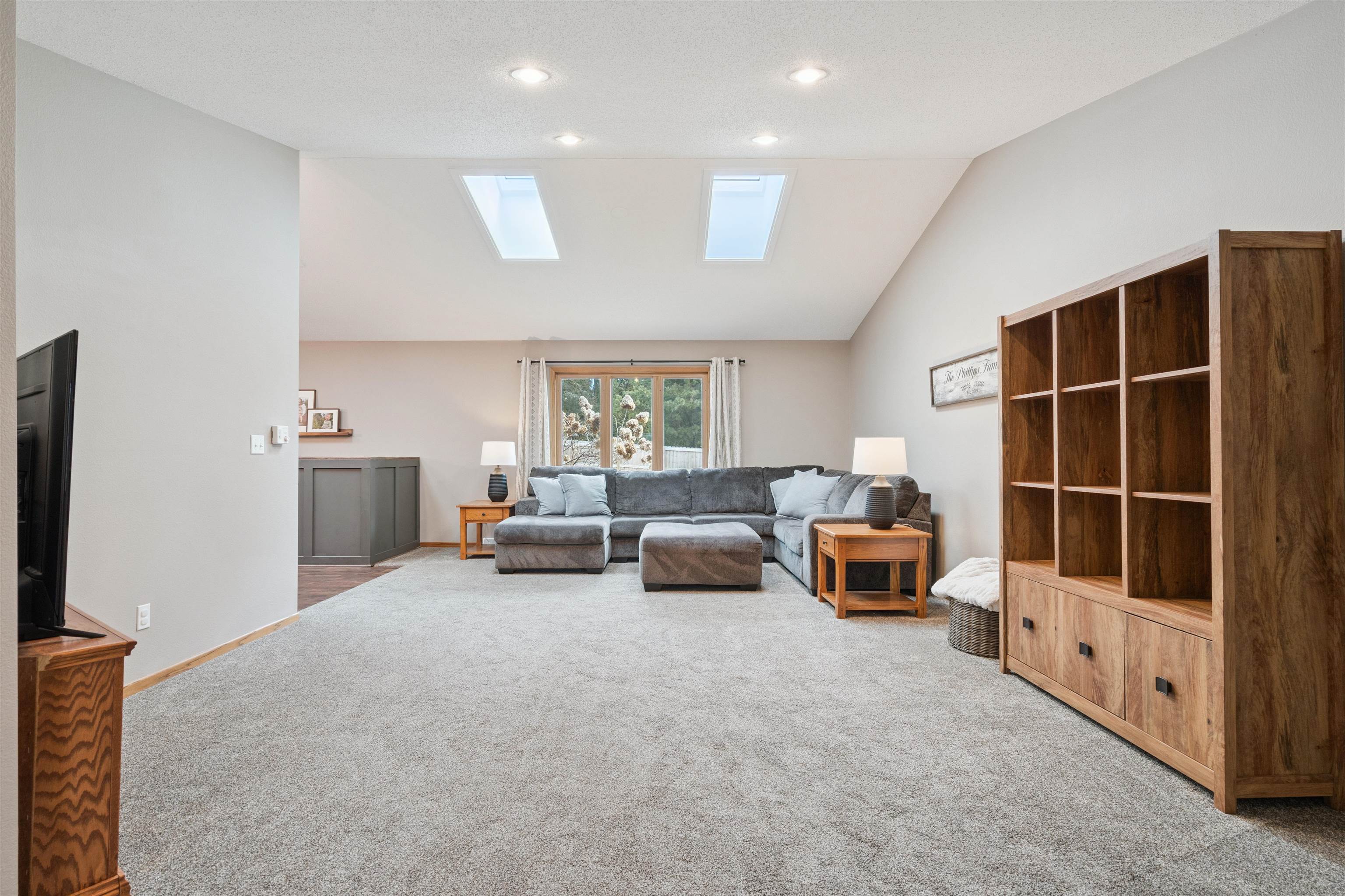 510 Maple Ridge Street