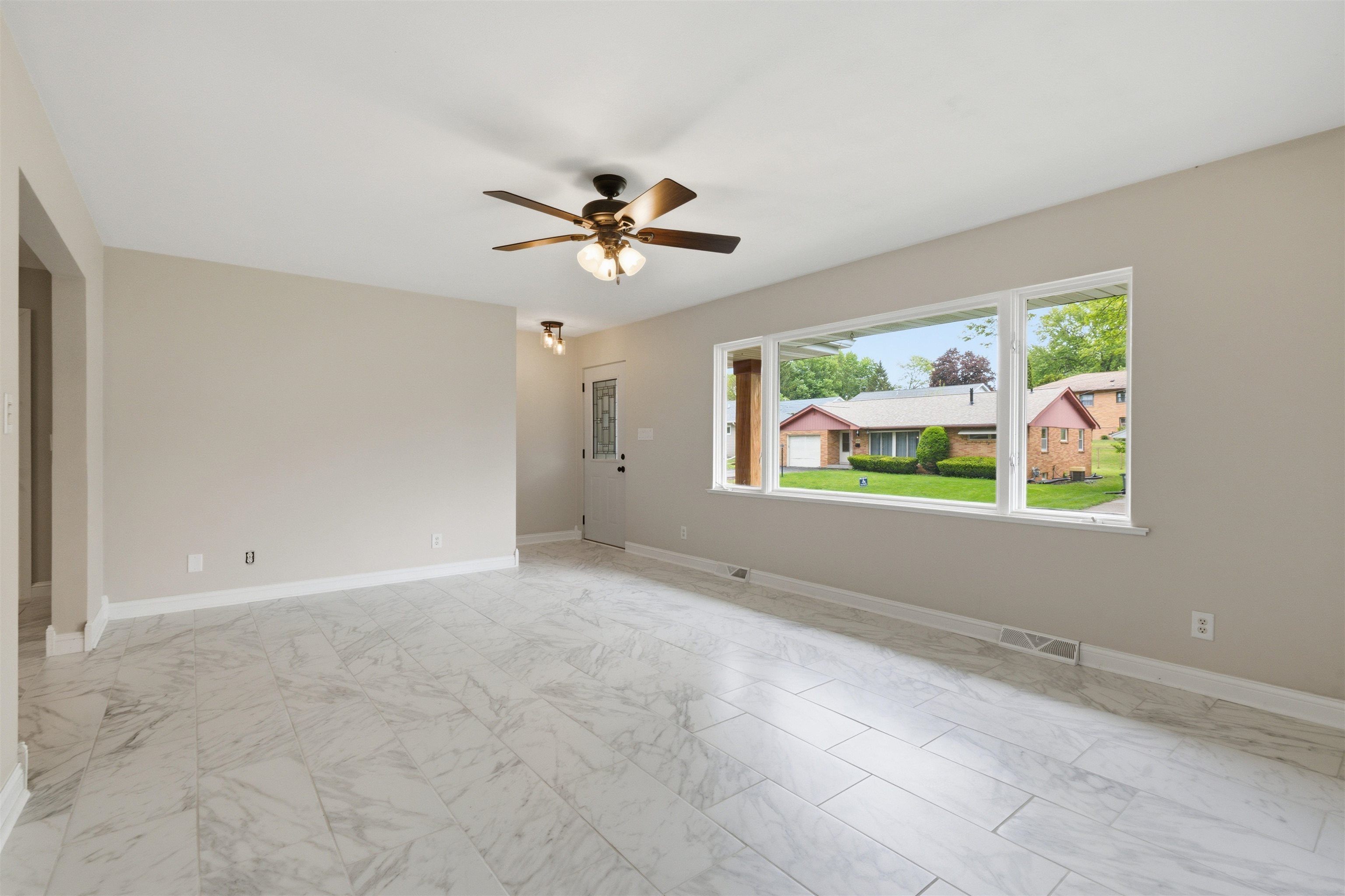 1821 Glendale Court