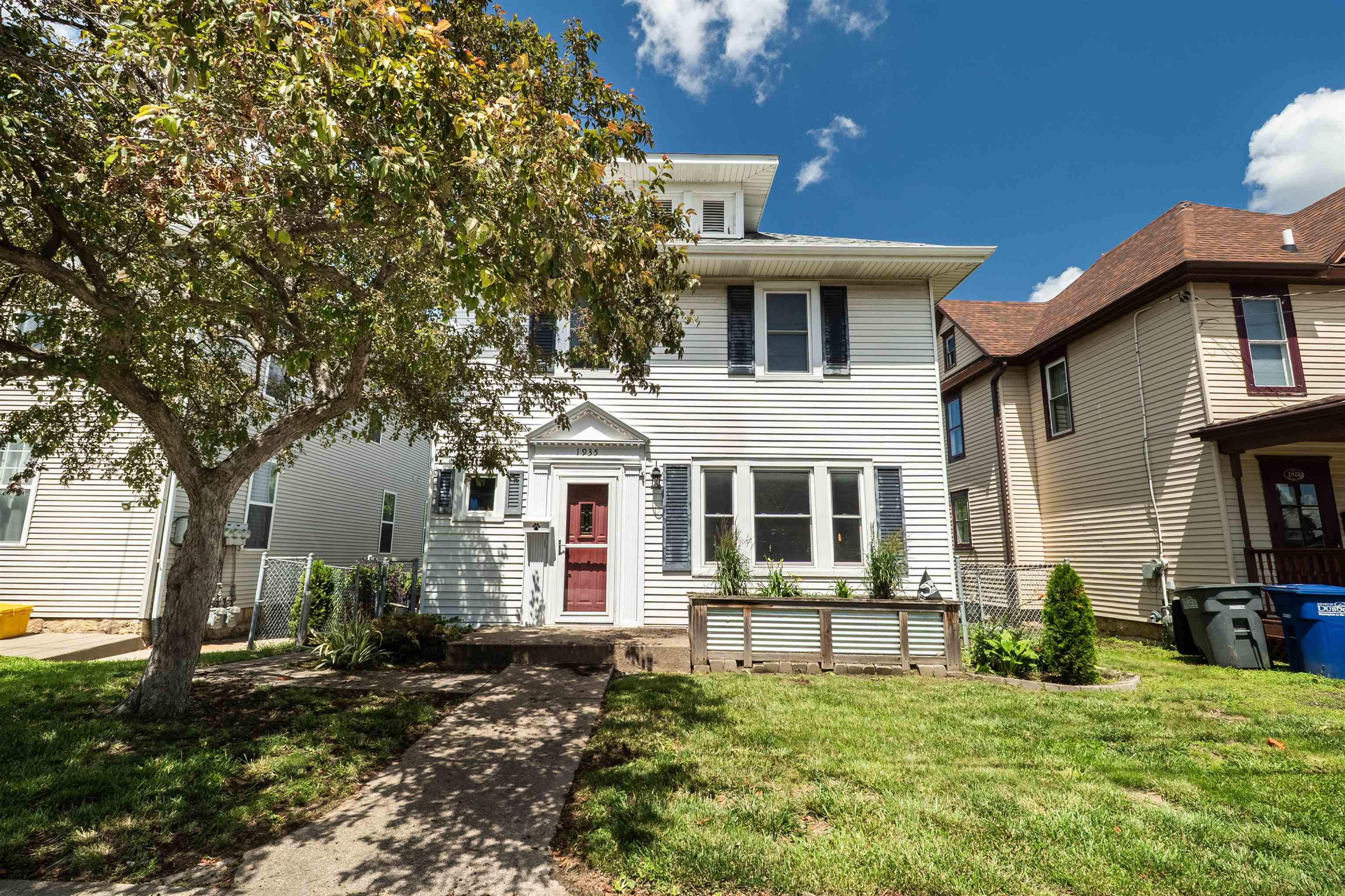 1935 University Avenue