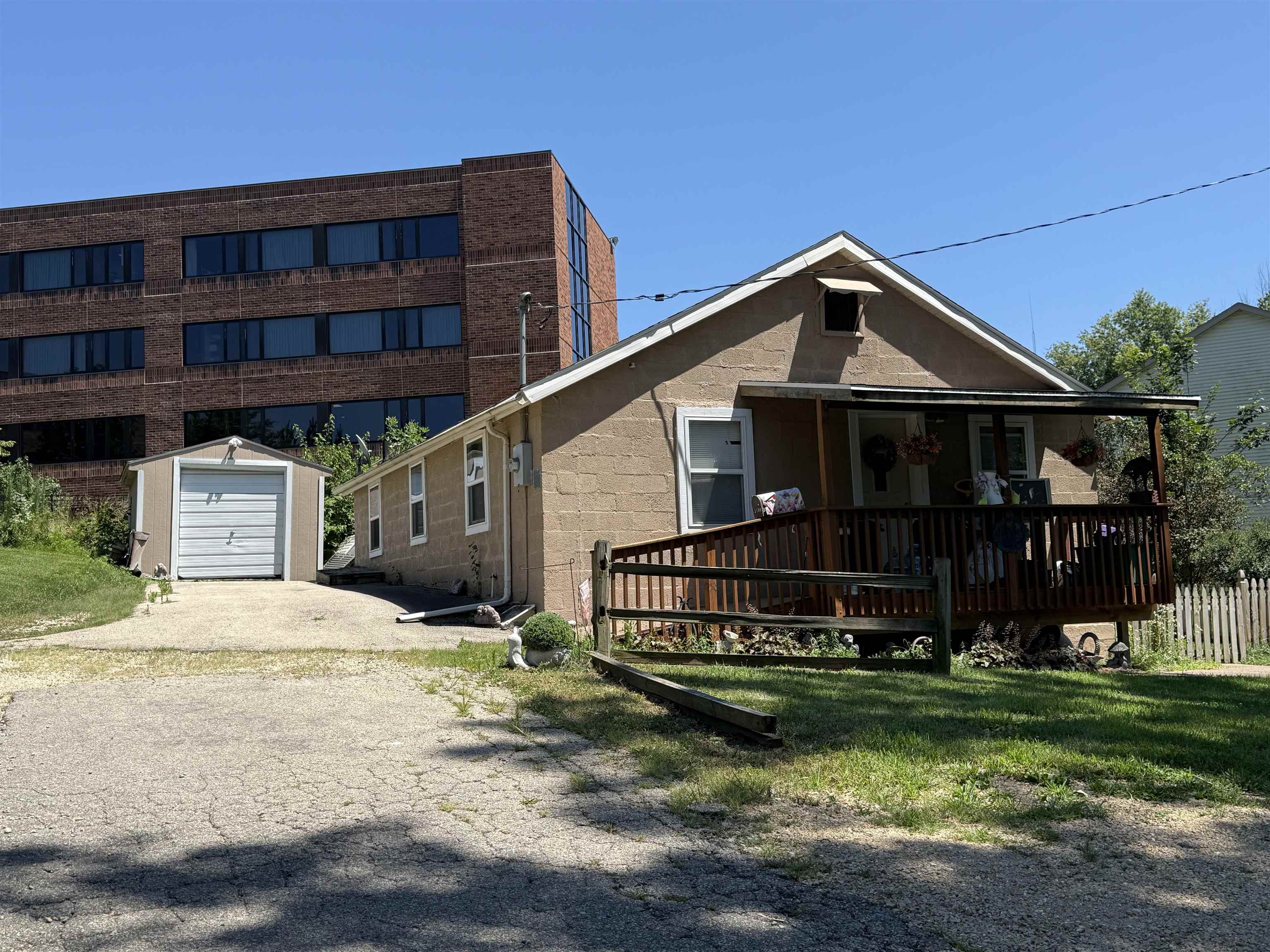 3180 Sheridan Road