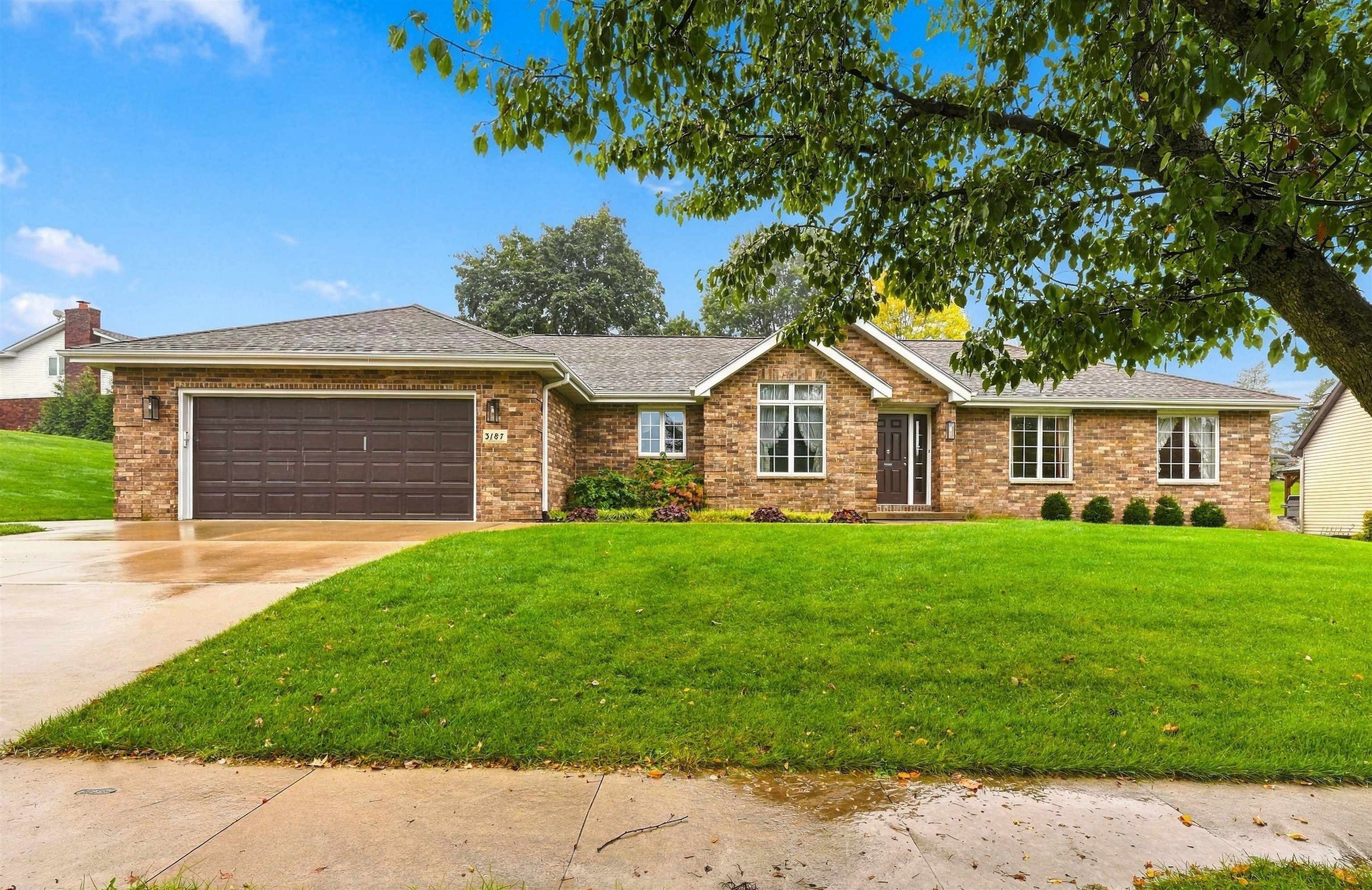 3187 Highland Park Drive Dubuque Ia Us 52001 Ecr155961