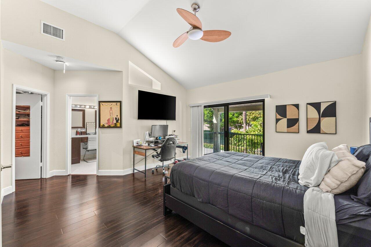 5698 Santiago Circle