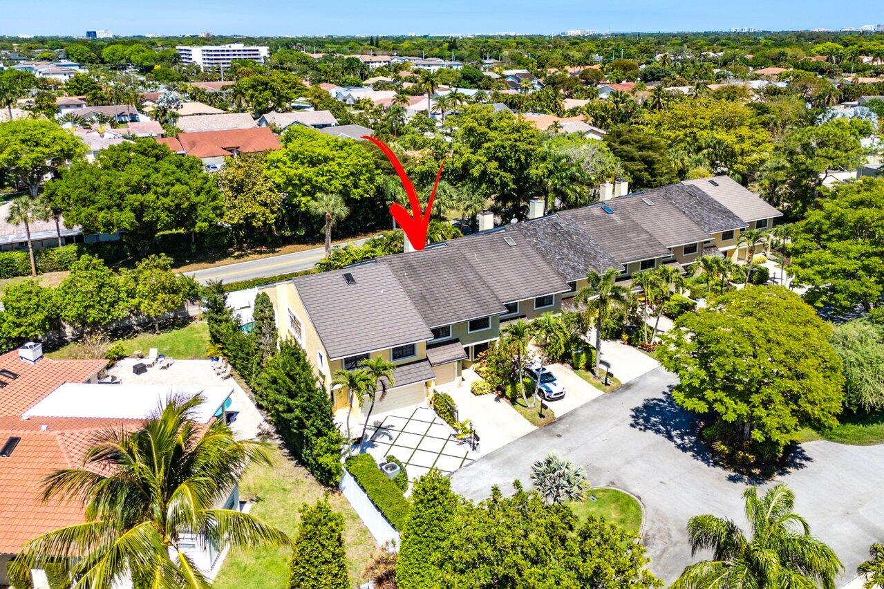 5698 Santiago Circle