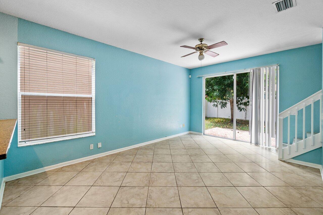 5453 Queenship Court