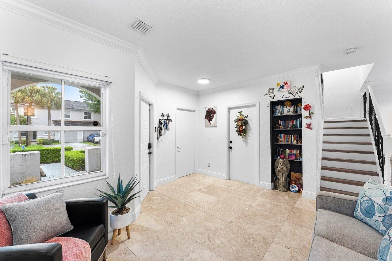 16856 SW 1ST Place