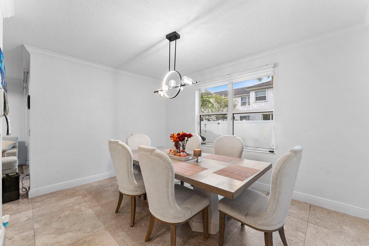16856 SW 1ST Place