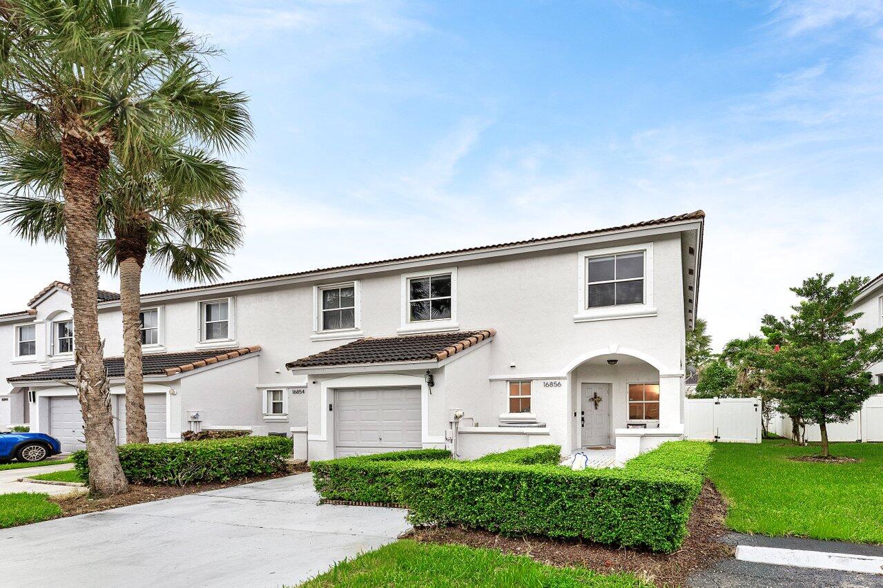 16856 SW 1ST Place