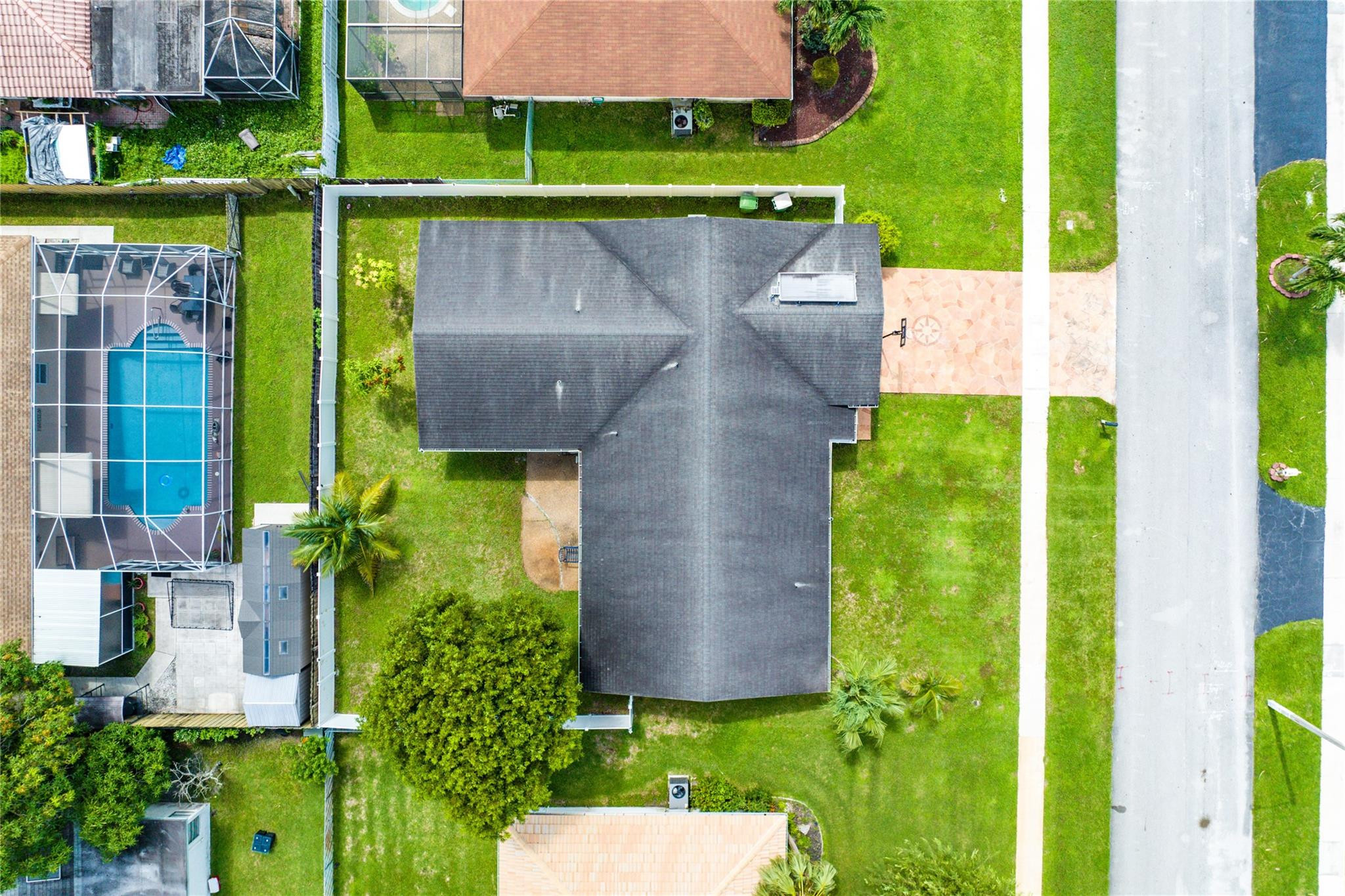 8132 NW 67th Ave