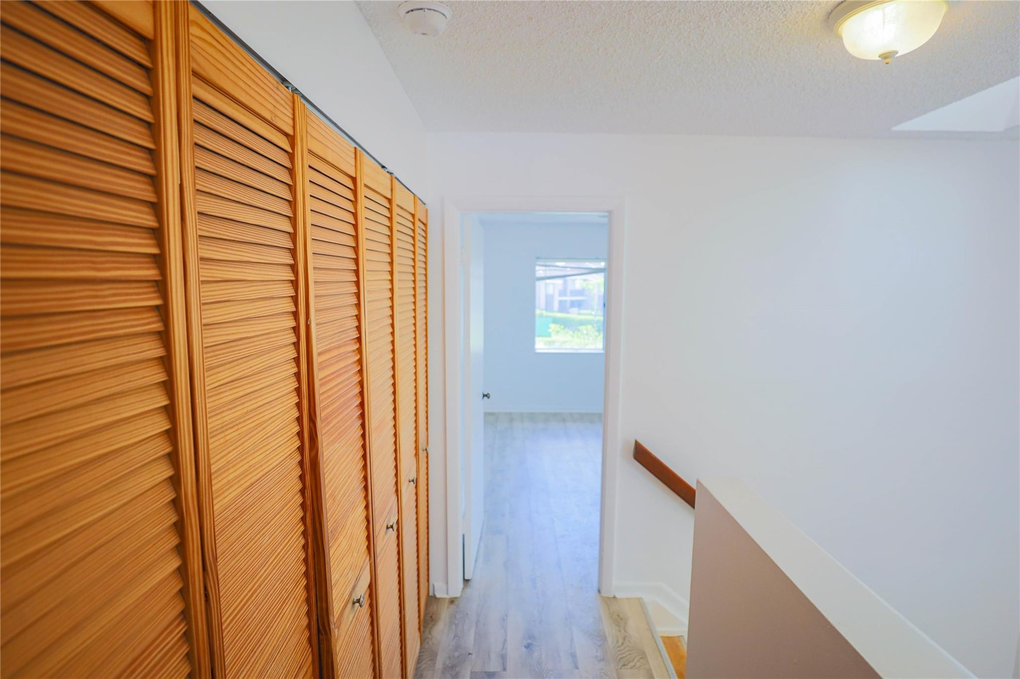 1381 Sussex Dr