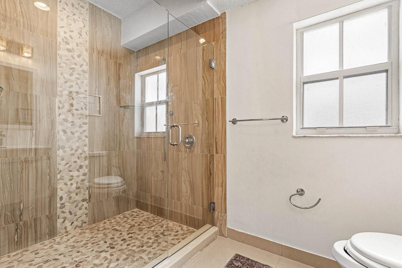 16877 SW 1st Pl 16877