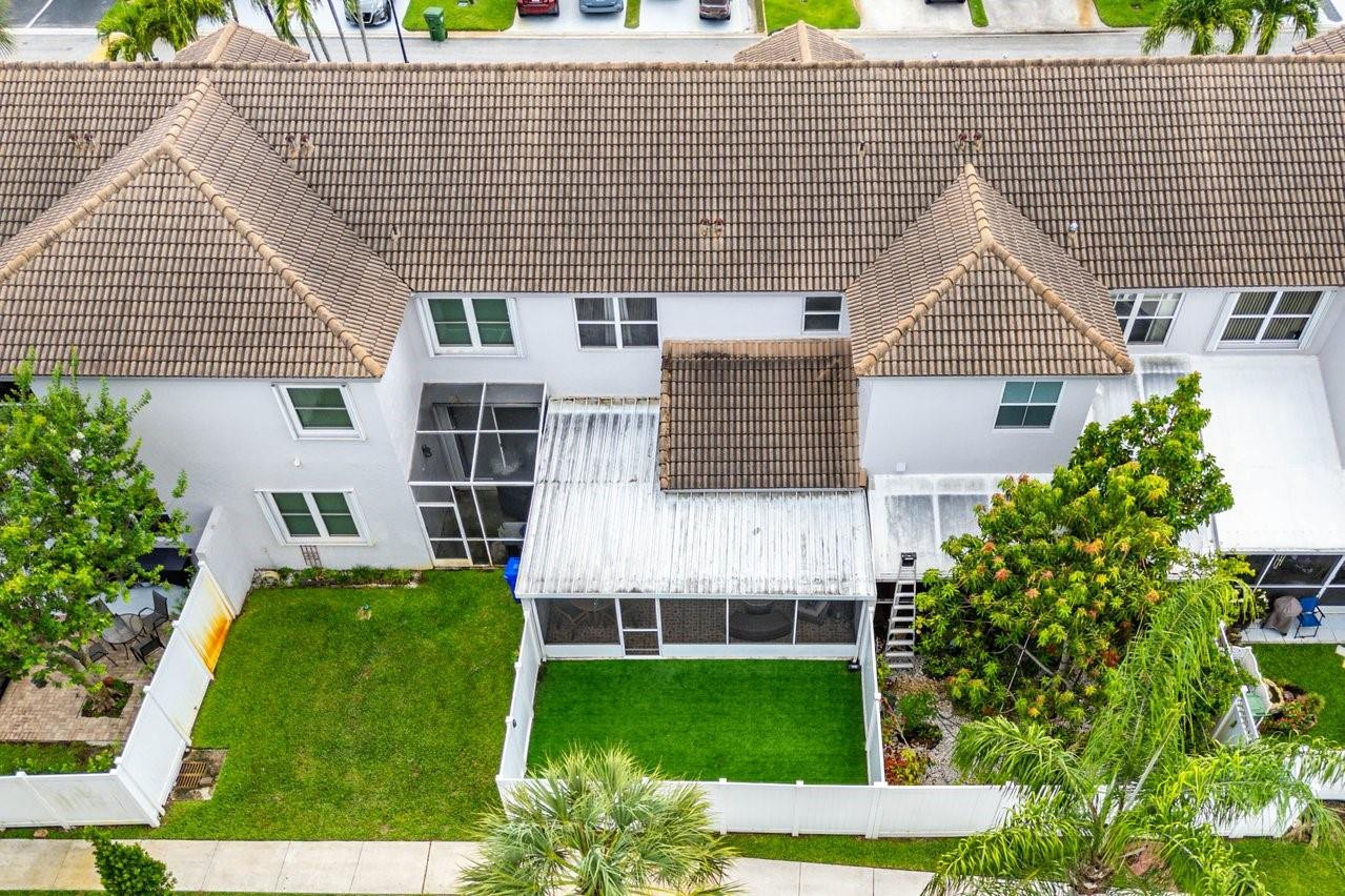 16877 SW 1st Pl 16877