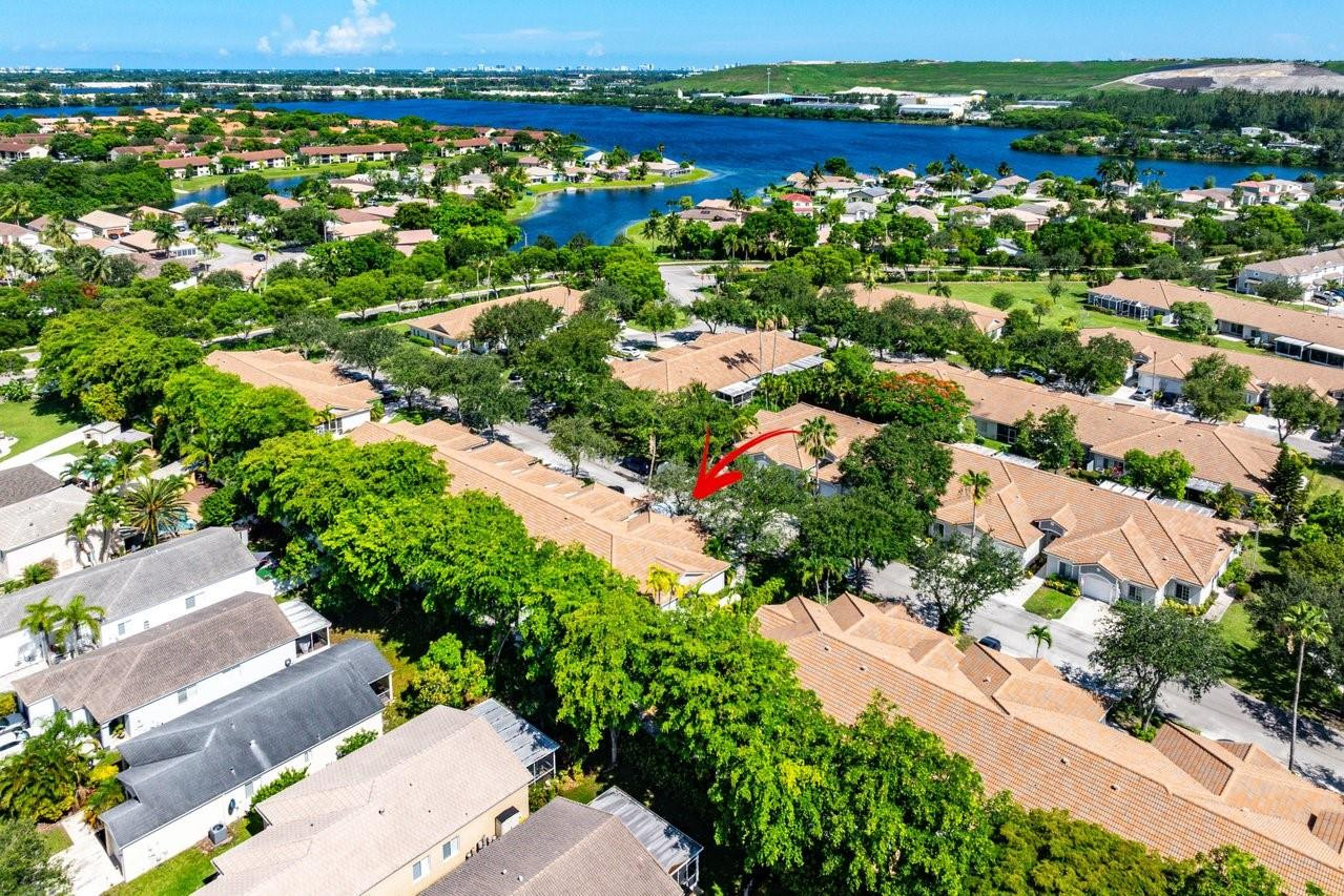 4675 SW 12th Pl 4675