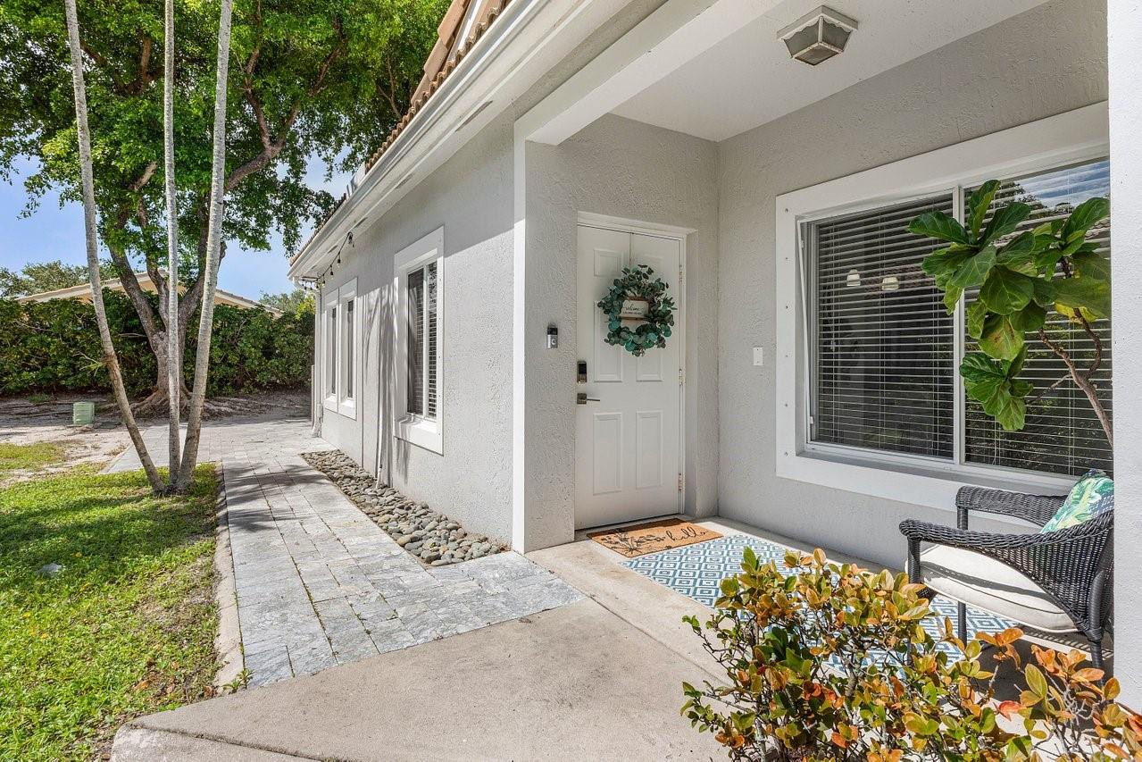 4675 SW 12th Pl 4675