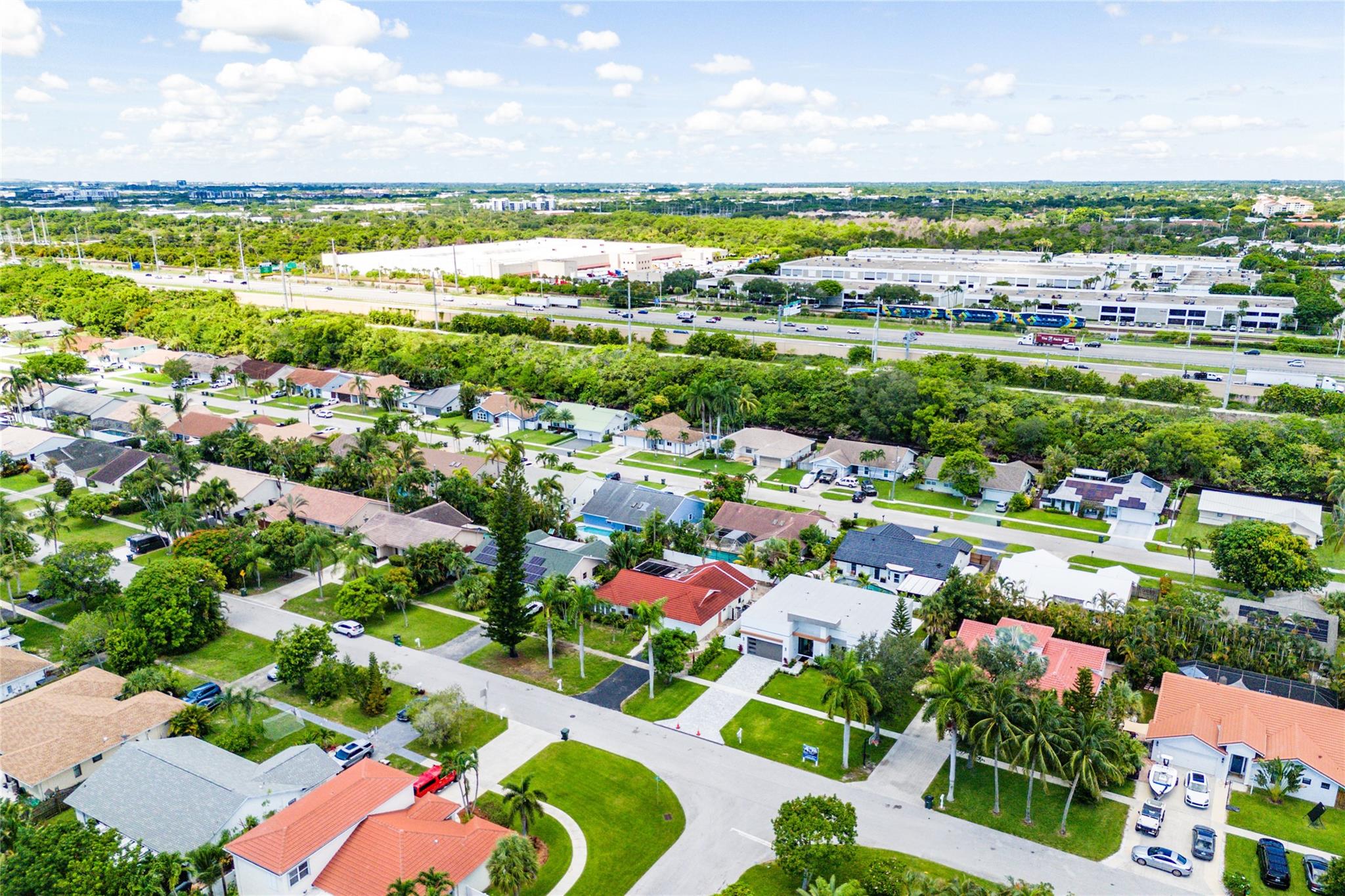 7517 W Country Club Blvd