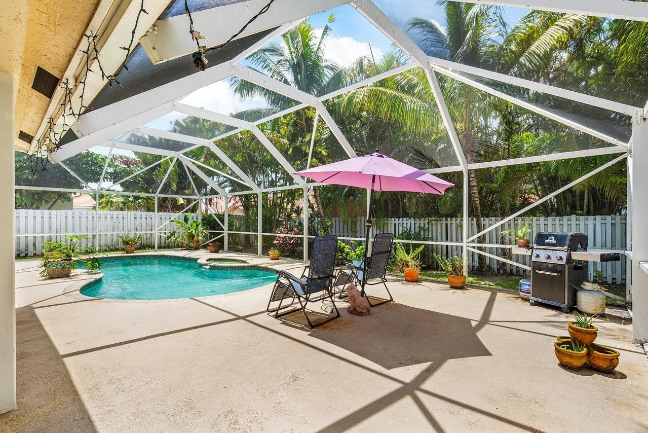 1075 Spyglass