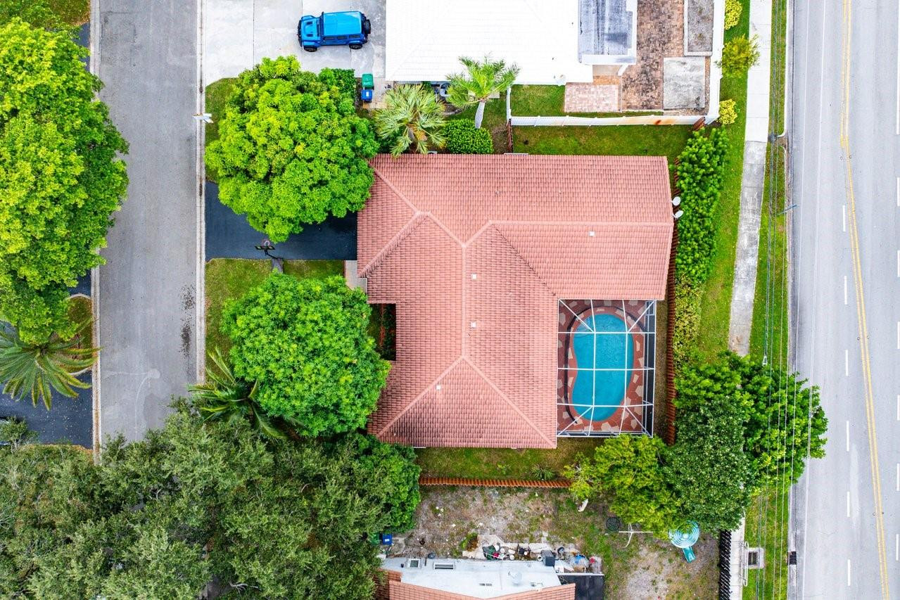 9861 NW 28th Pl