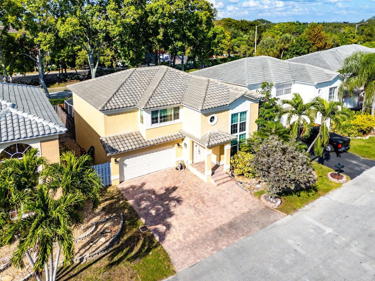 4247 NW 57th Dr