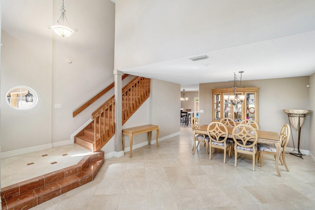 4247 NW 57th Dr