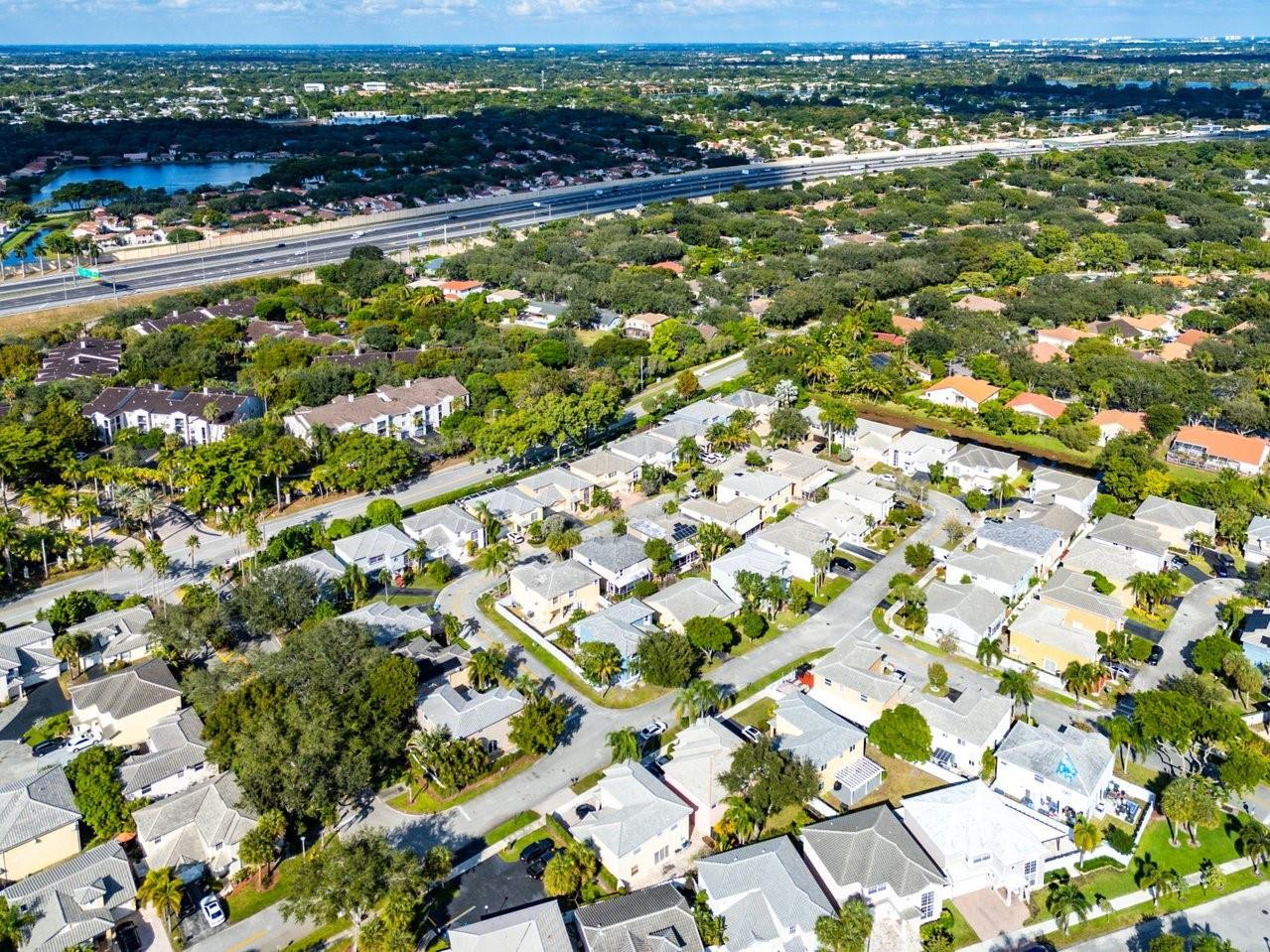 4247 NW 57th Dr