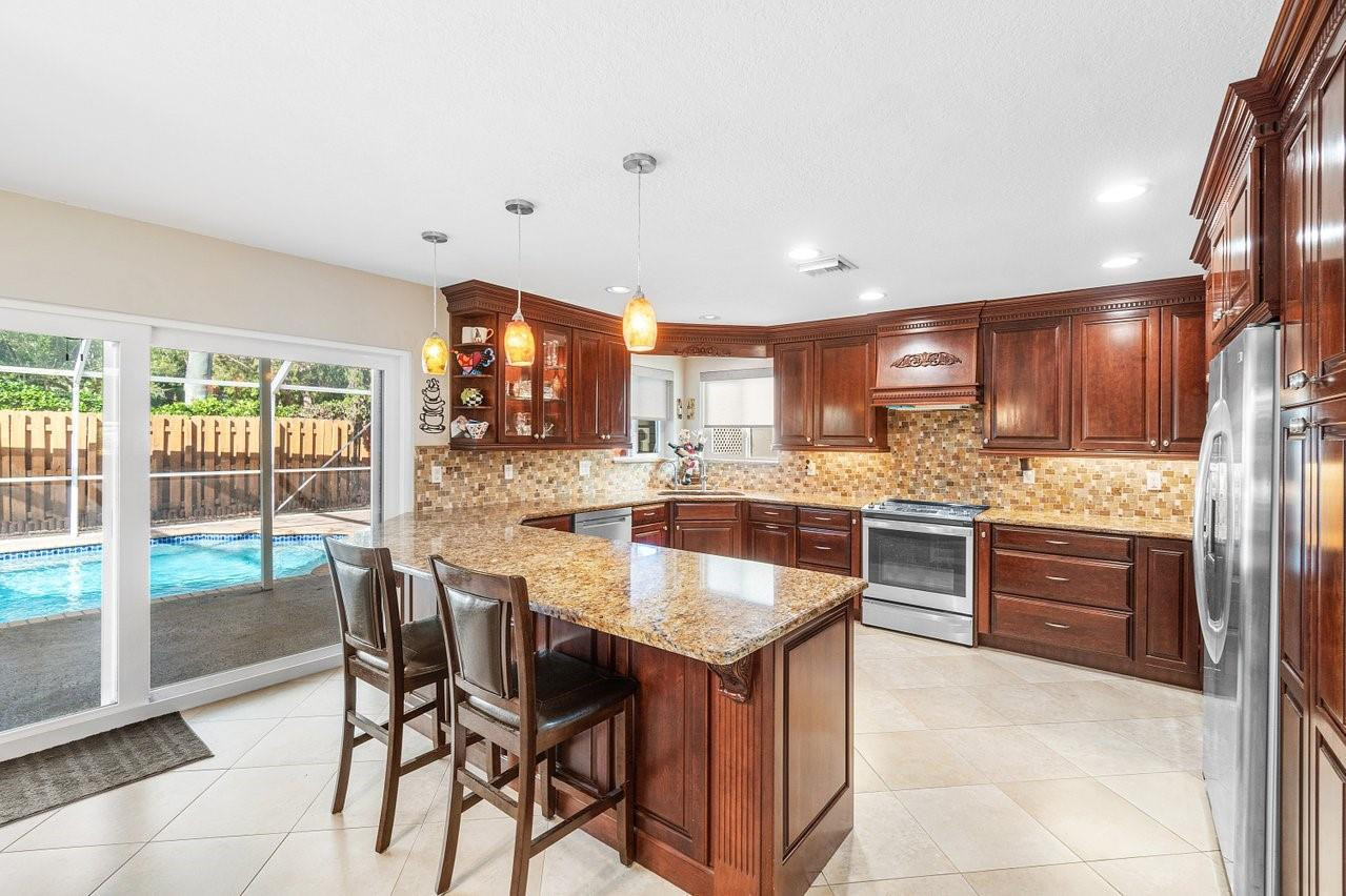 4247 NW 57th Dr
