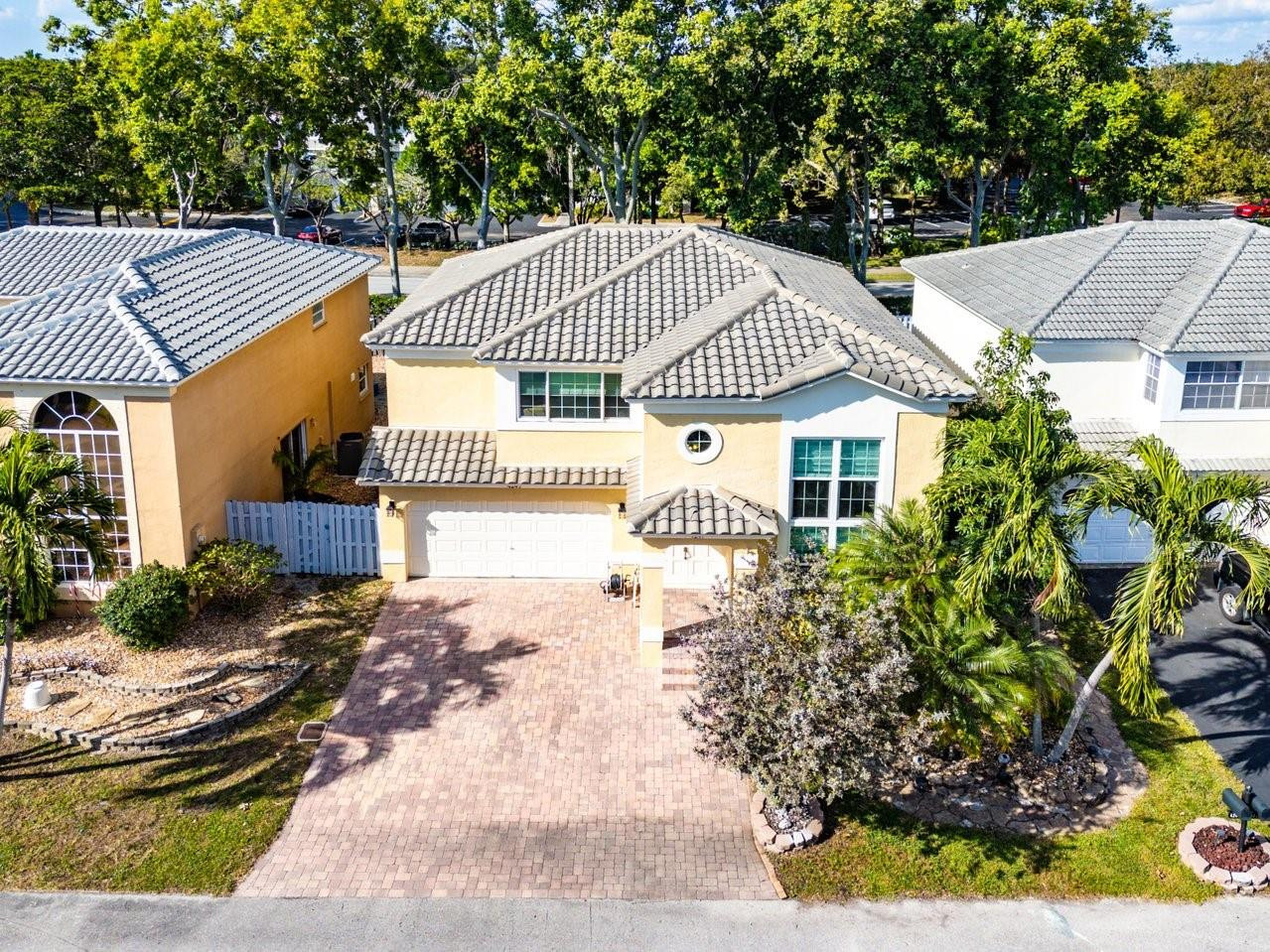4247 NW 57th Dr